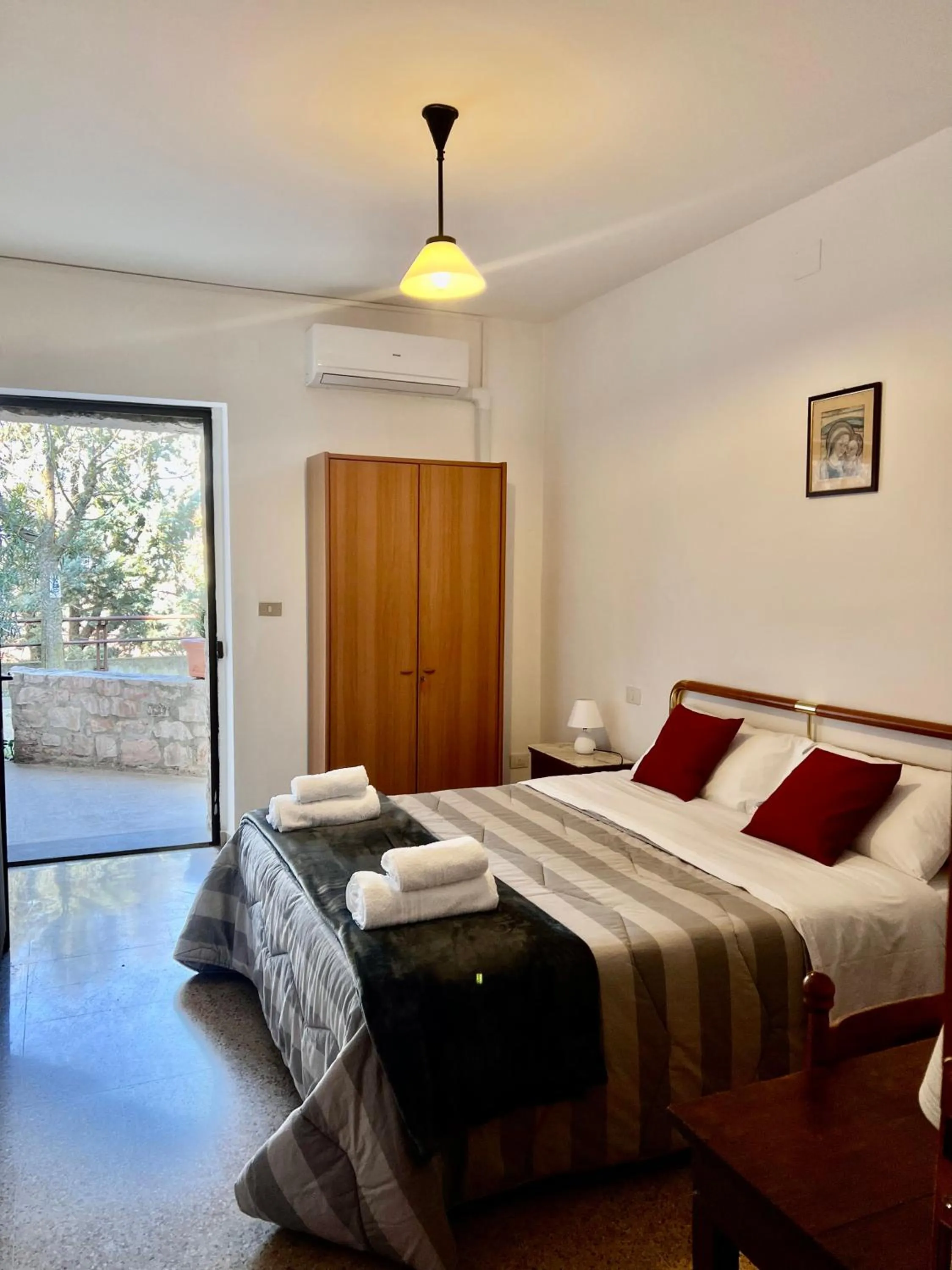 Bed in Affittacamere Santa Maria di Betlem