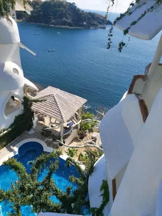 Swimming pool in Hotel Pasión de Luna