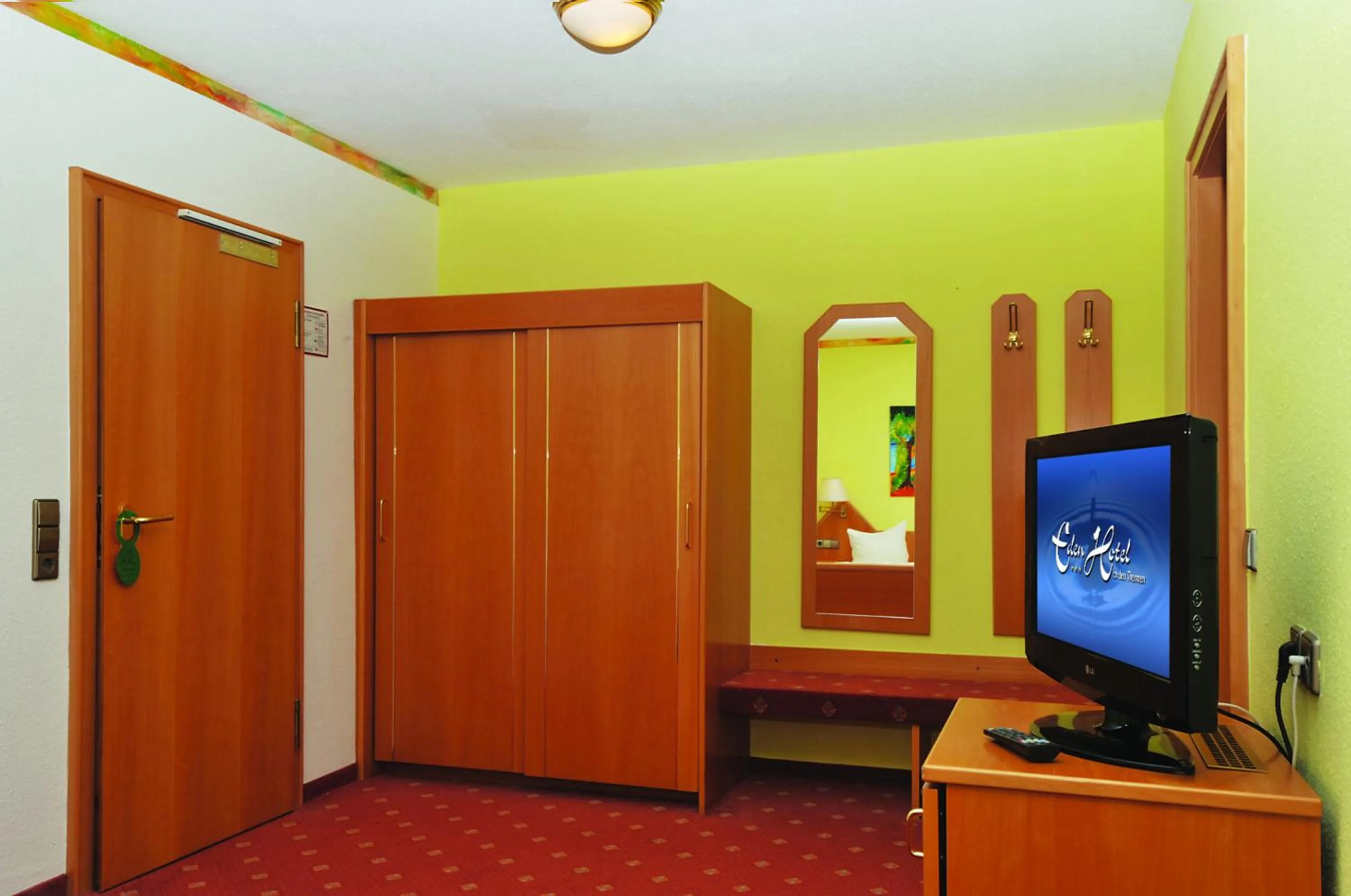 Decorative detail in Eden Hotel