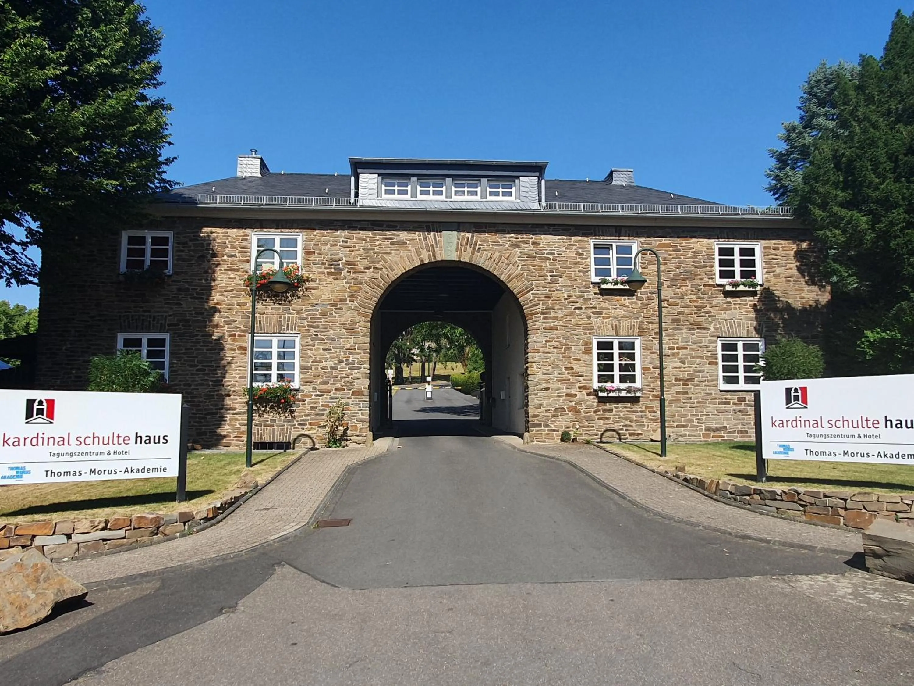 Property building in Kardinal Schulte Haus