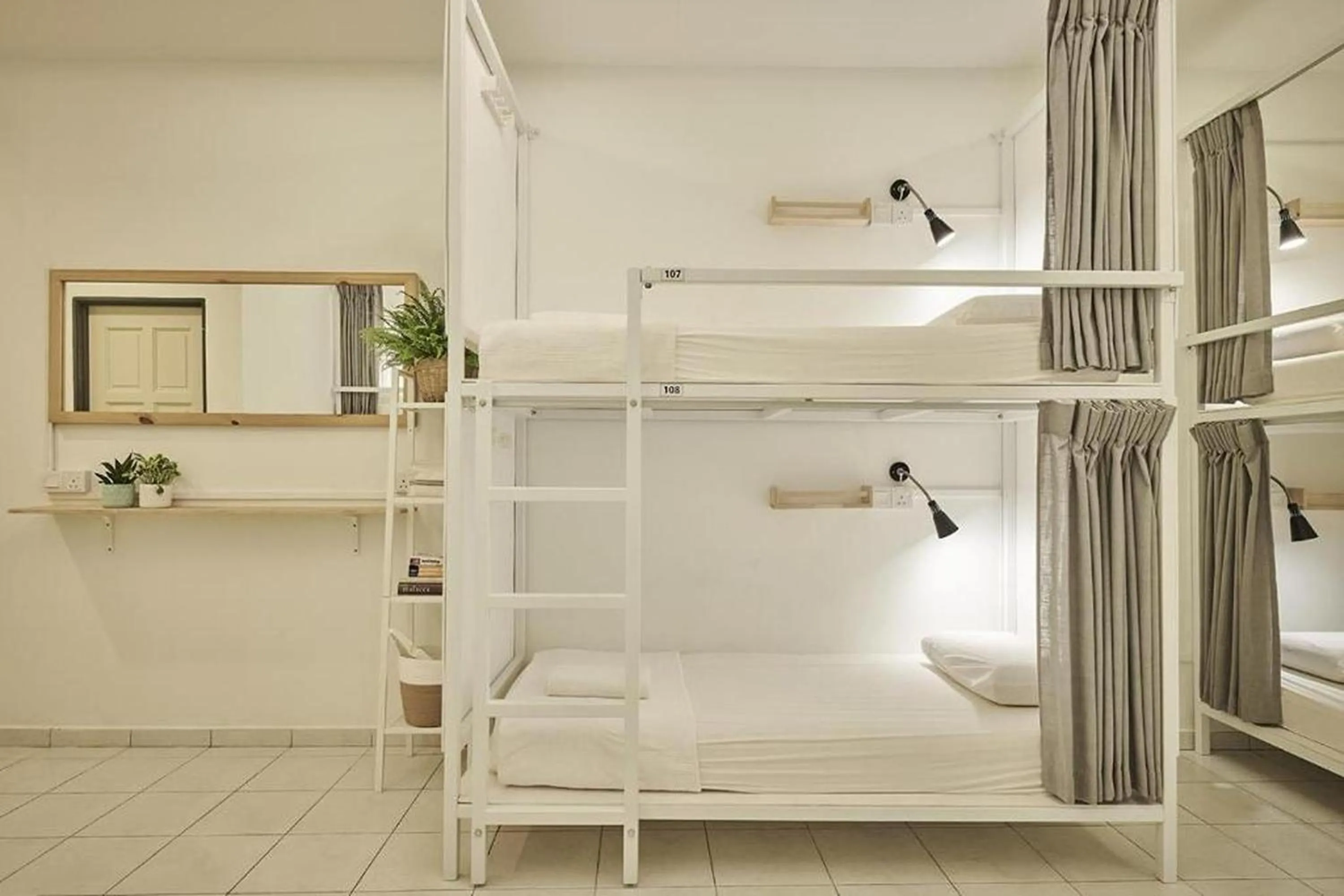 Photo of the whole room, Bed in Sleepy Nomad Hostel