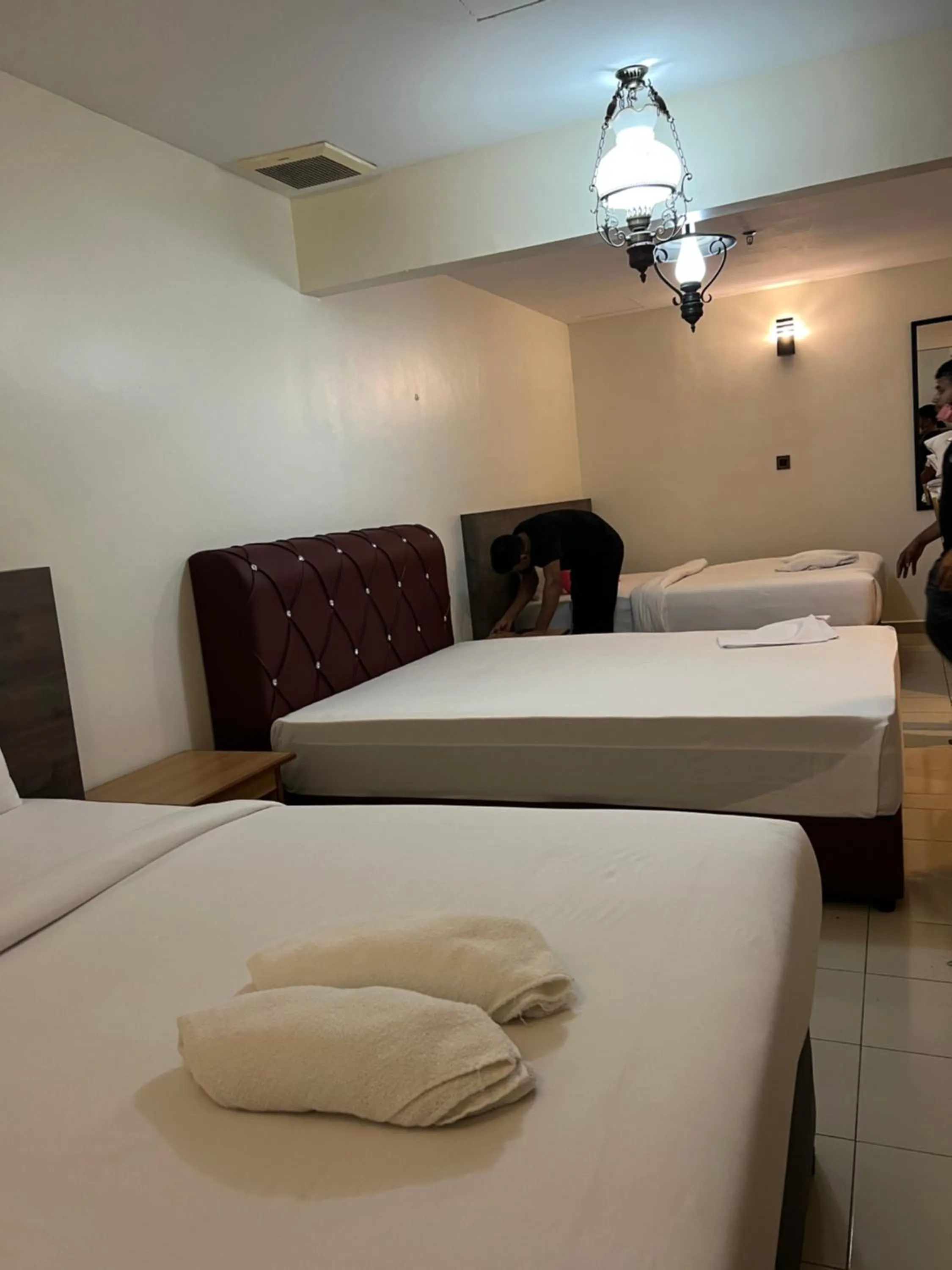 Bed in HOTEL SRI SUTRA (BANDAR SUNWAY)
