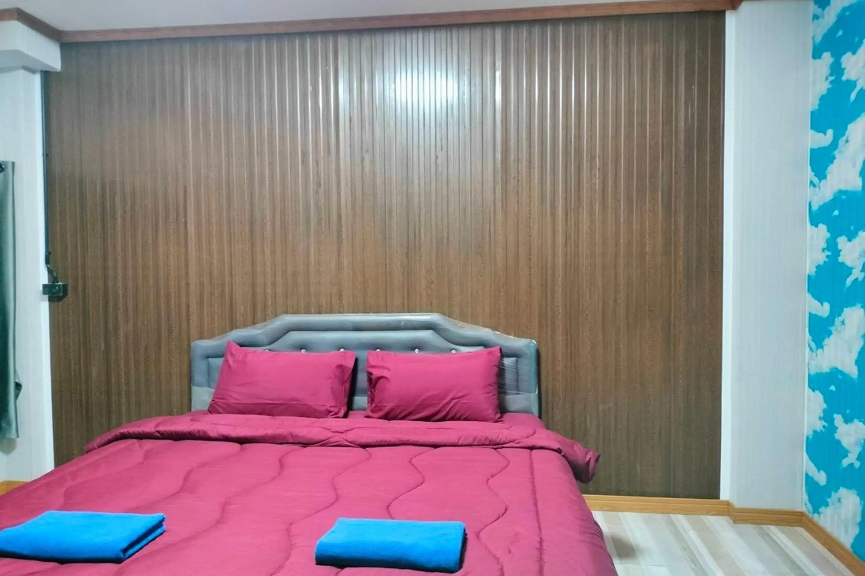 Standard King Room in Pingpong Place Standard King Room in Pingpong Place