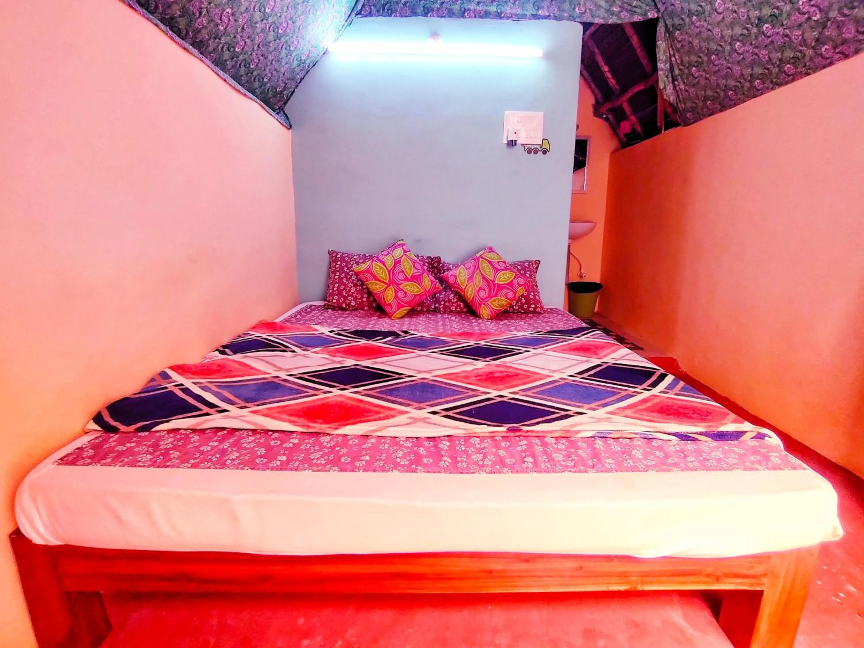 Bedroom, Bed in PV Resort - Auro Beach