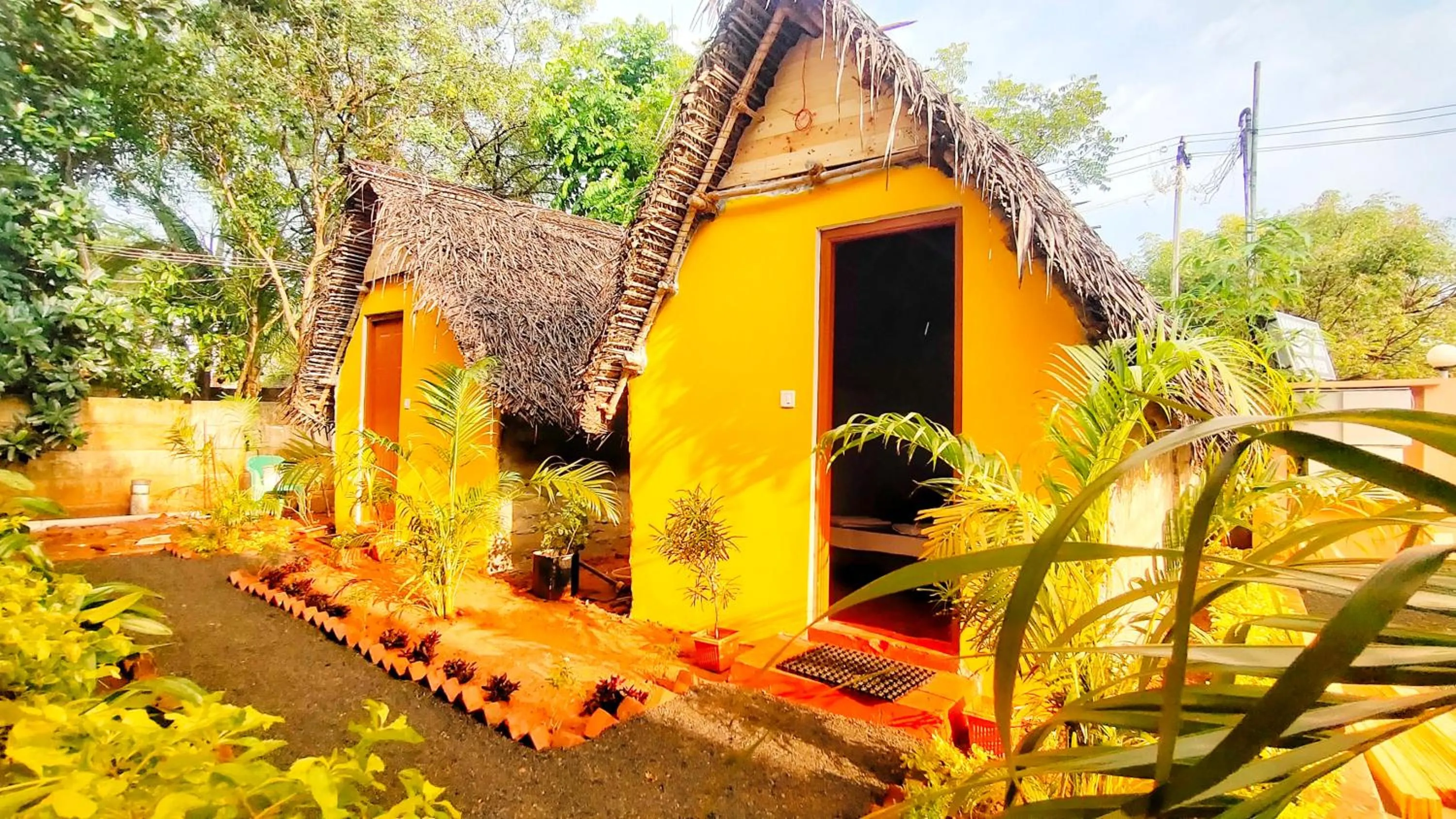 Facade/entrance in PV Resort - Auro Beach