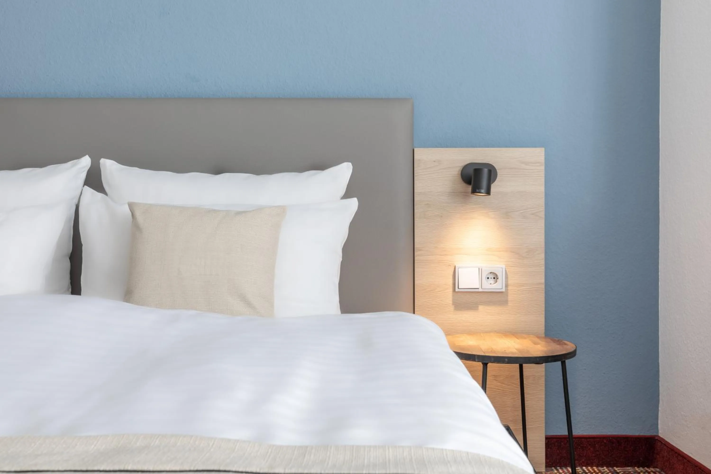 Photo of the whole room, Bed in Hotel Ambassador Essen