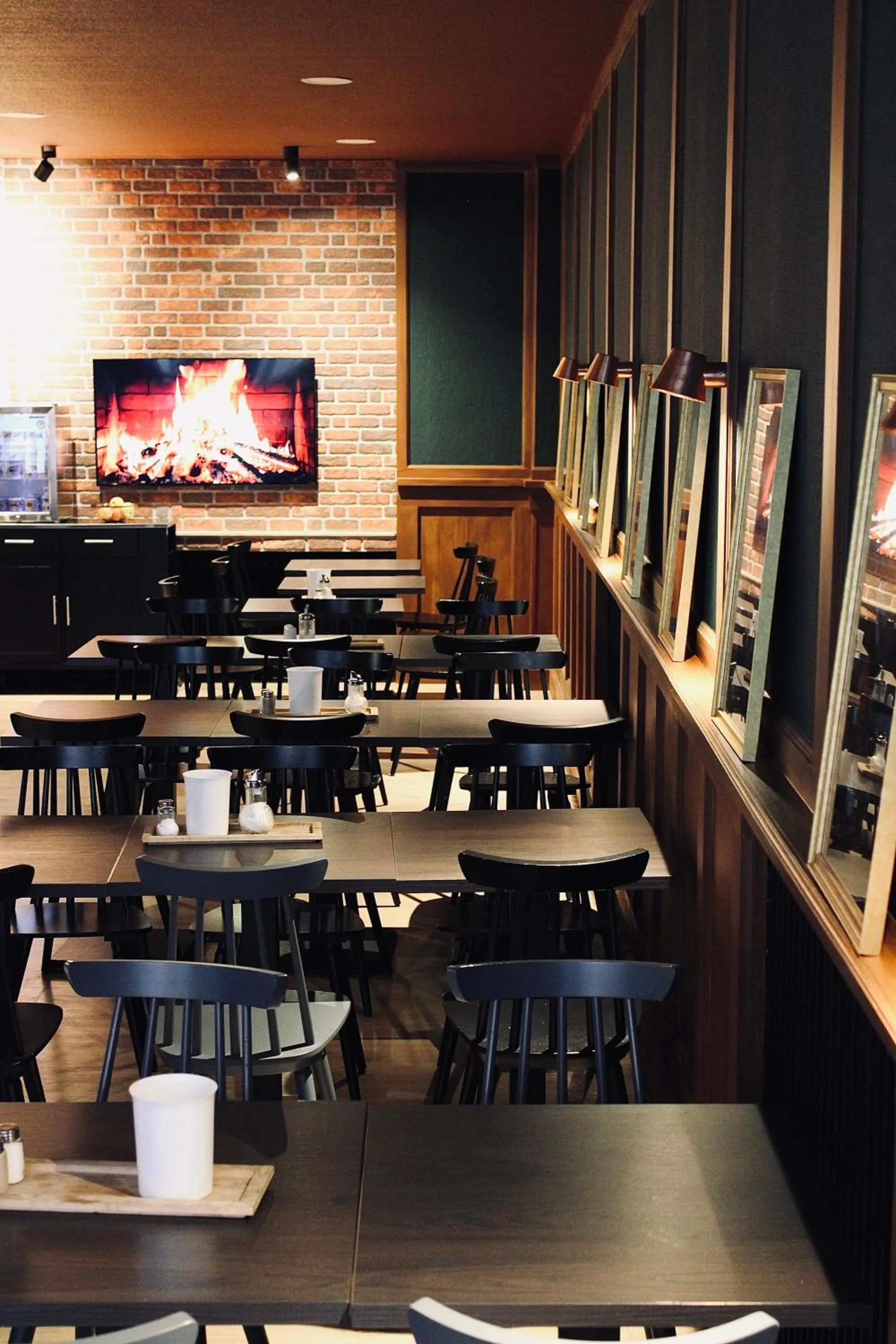 Restaurant/places to eat in Hotel Ambassador Essen