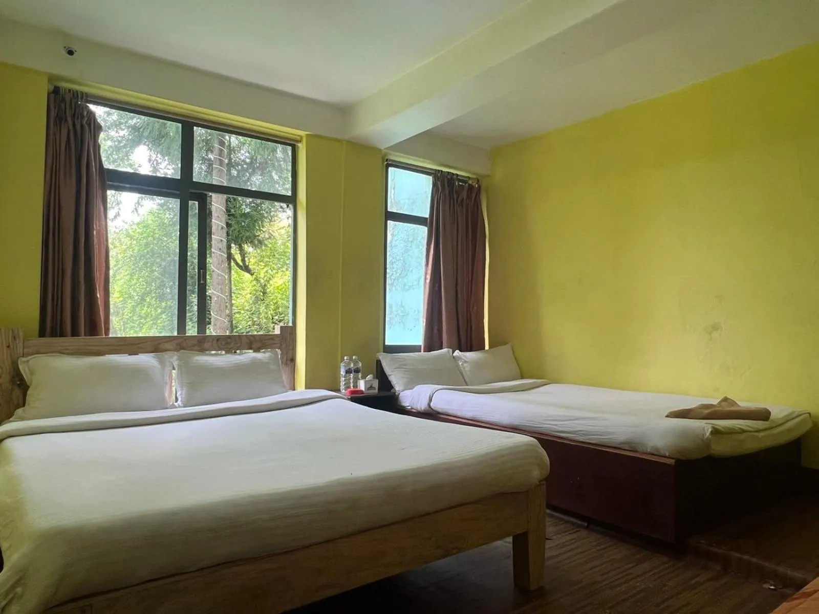 Bedroom, Bed in Hotel New Dragon