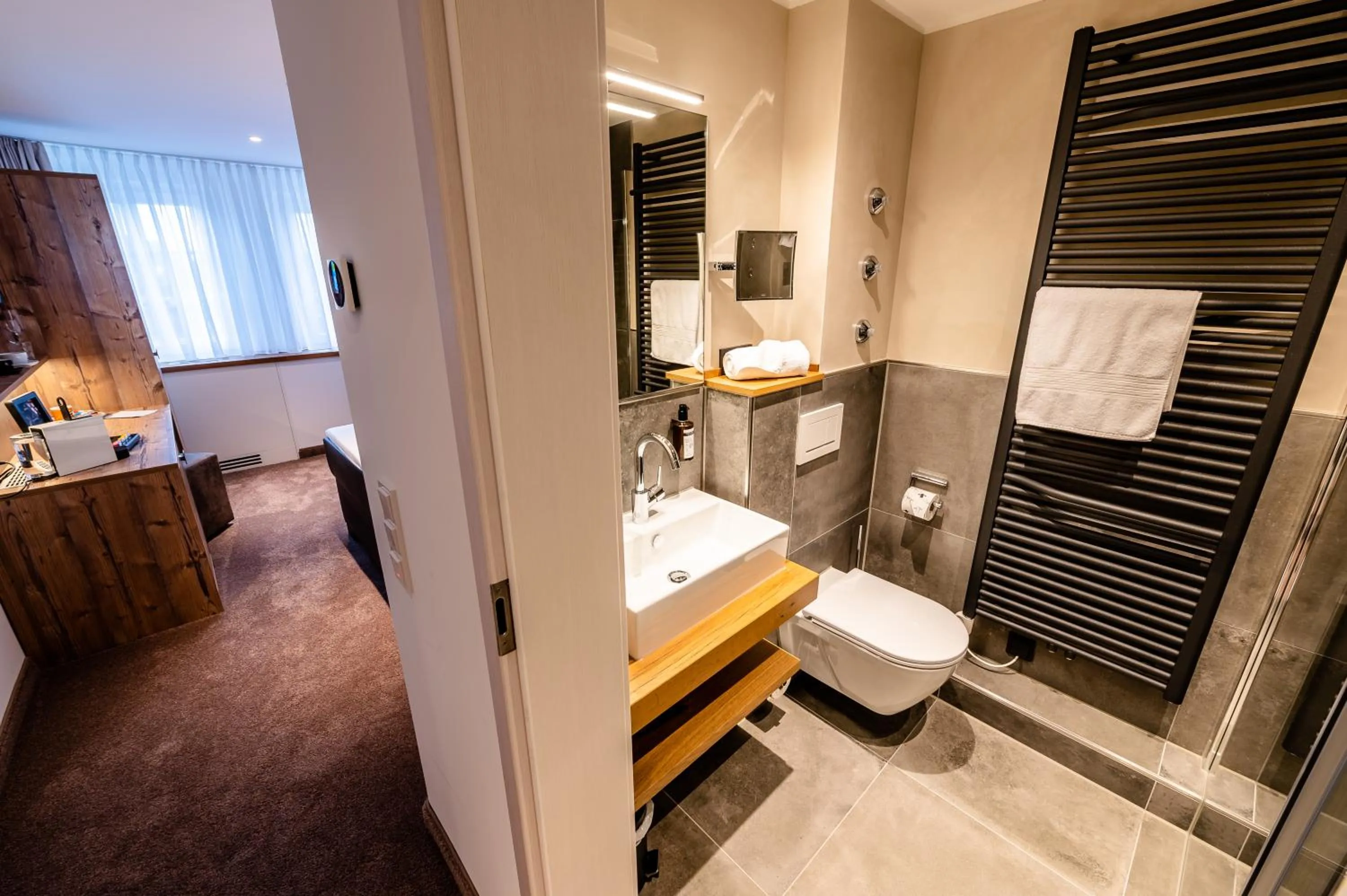 Bathroom in Landhotel Jagdschlösschen