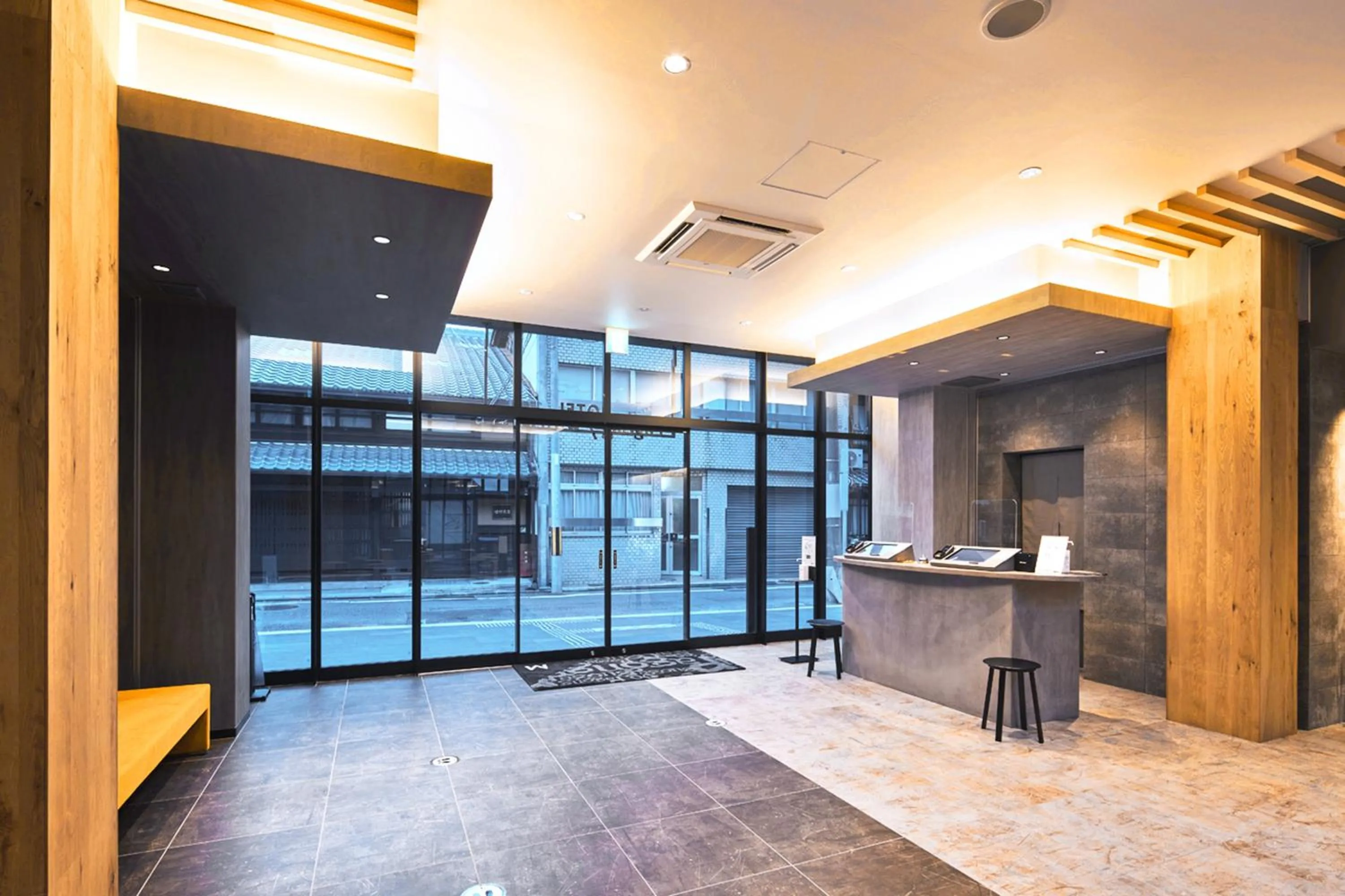 Lobby or reception in Travelodge Kyoto Shijo Omiya