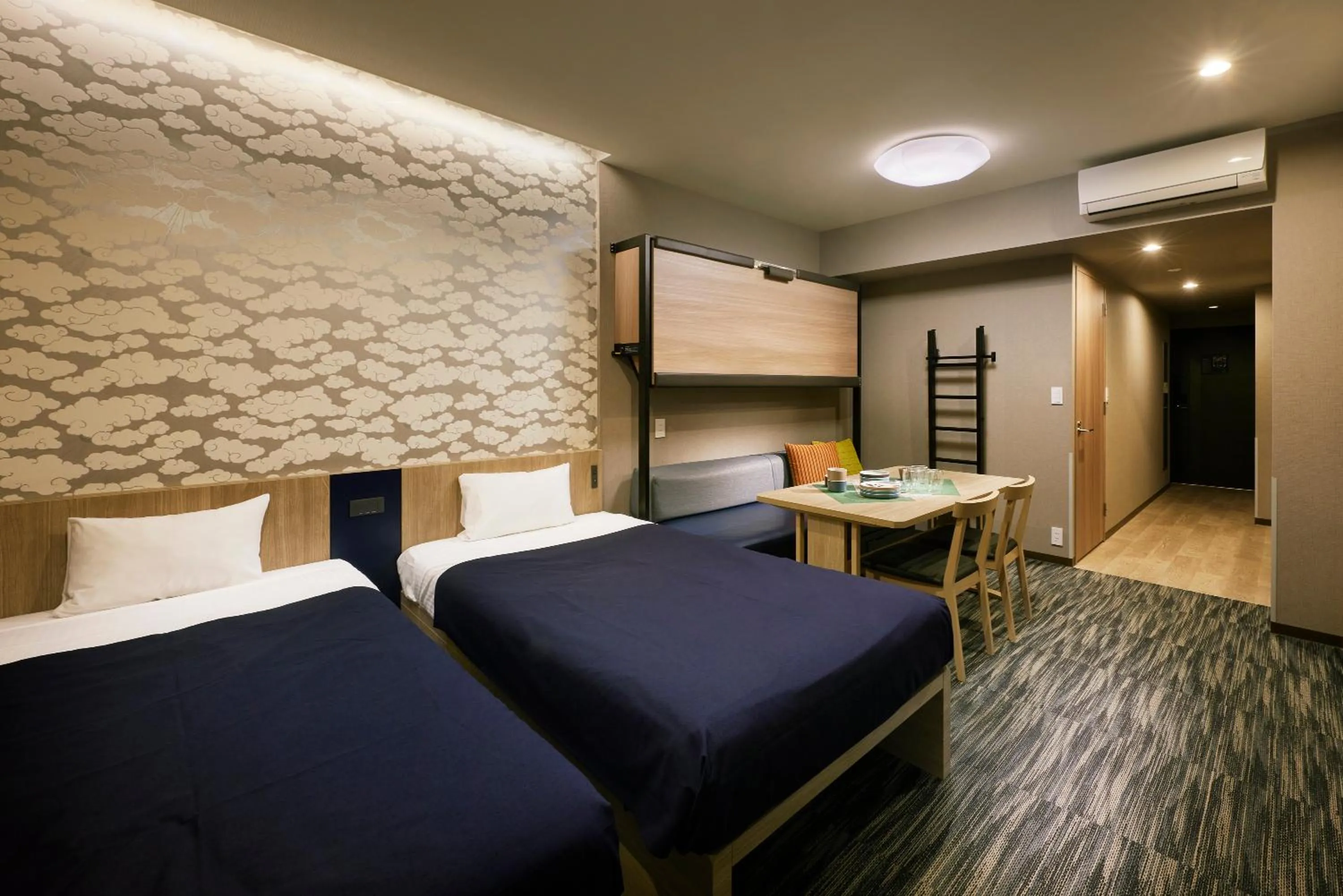 Photo of the whole room, Bed in Minn Akihabara