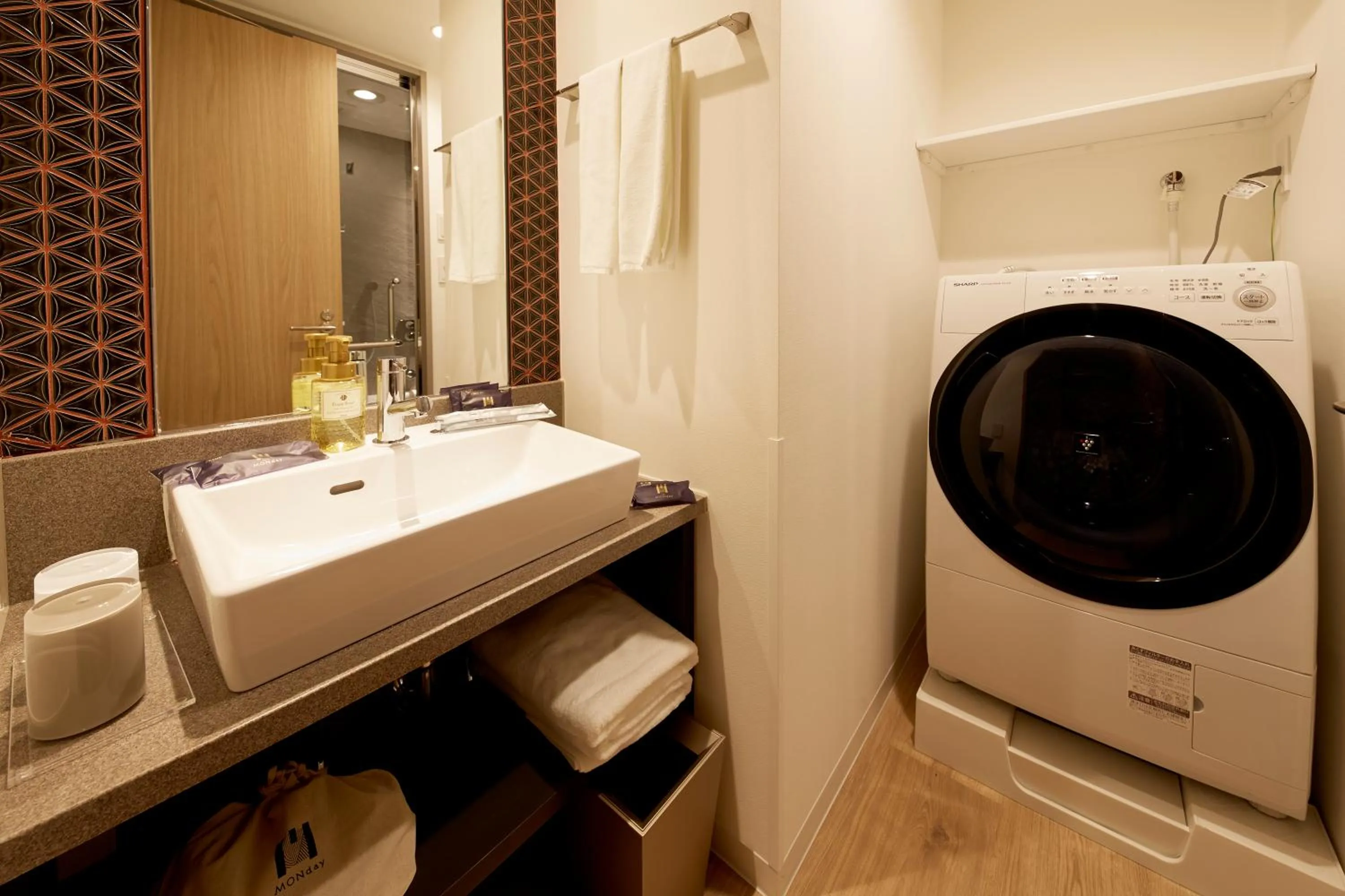 MONday Apart Premium KYOTO Station