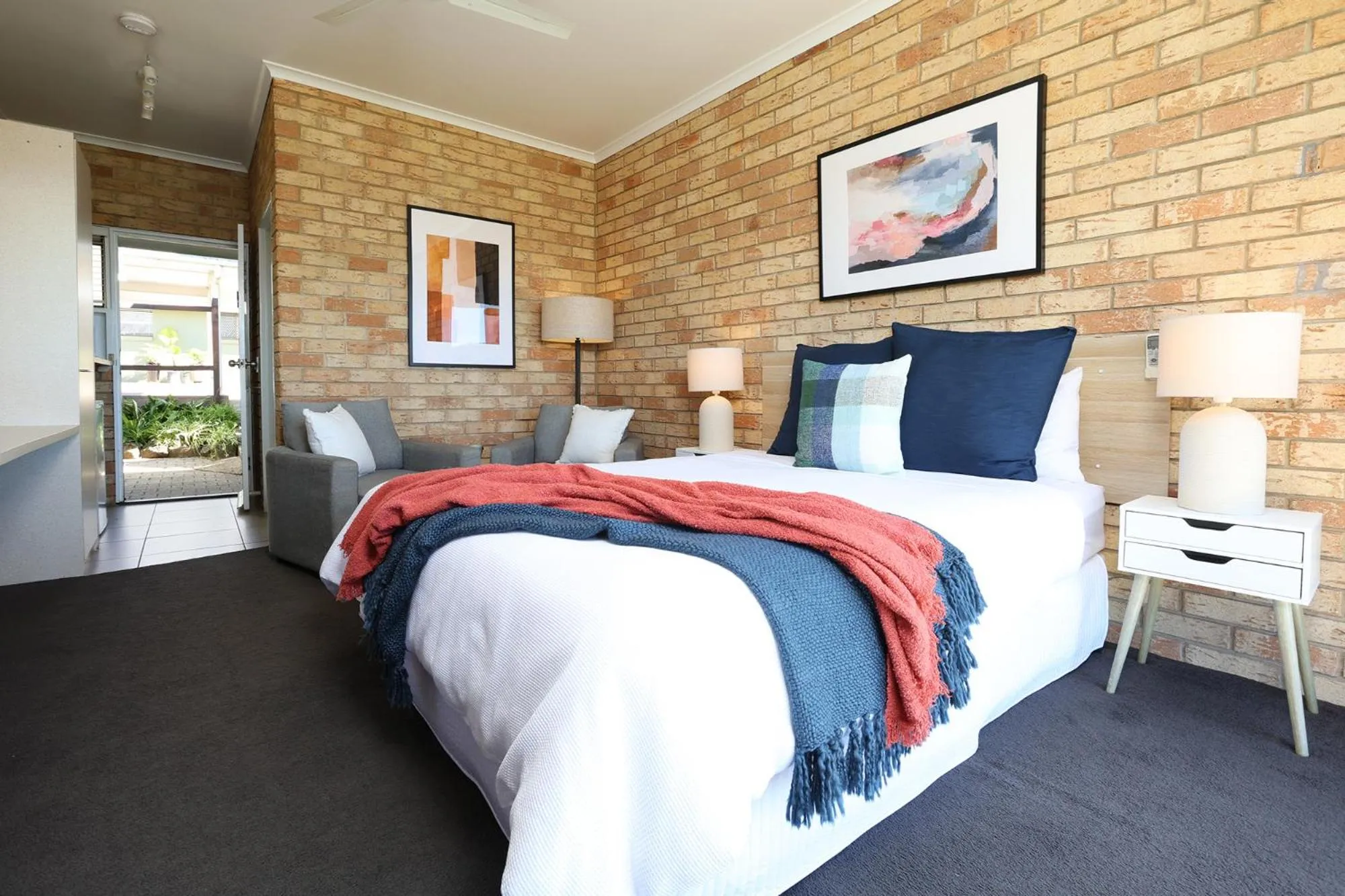 Bedroom, Bed in Maleny Views Motel