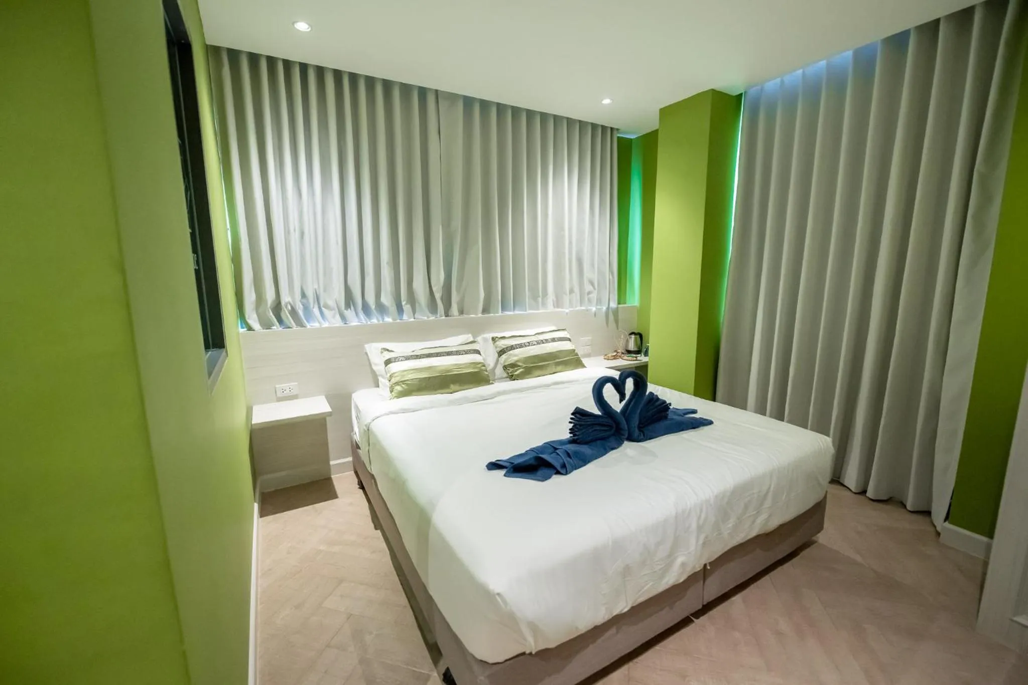 Bed in Le Maroc Hotel Patong