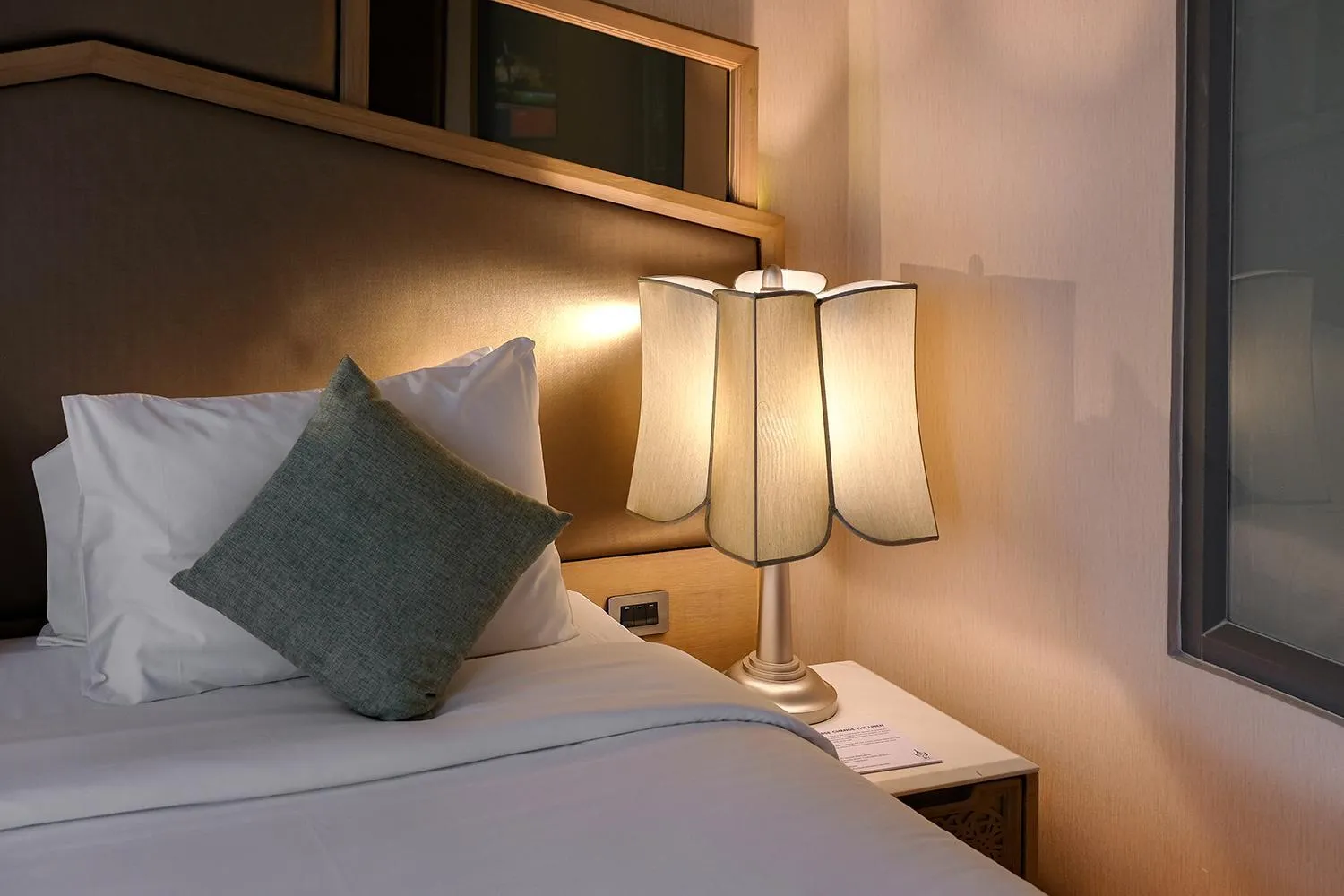 Photo of the whole room, Bed in W1Bangkoknoi Hotel