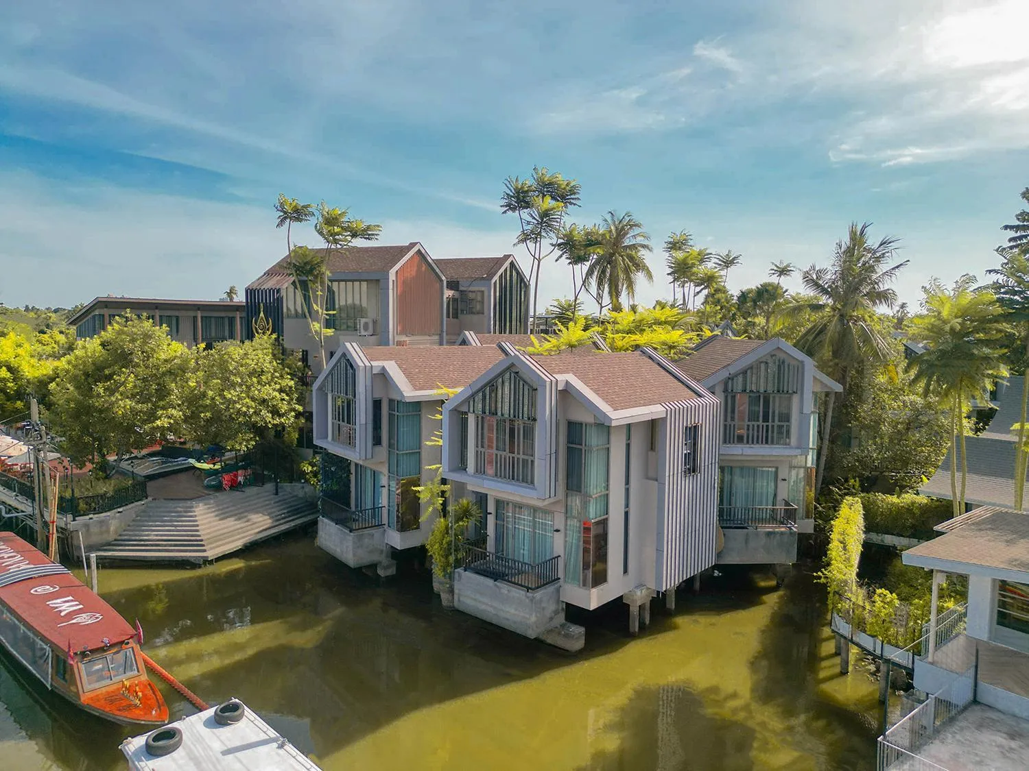 Property building in W1Bangkoknoi Hotel