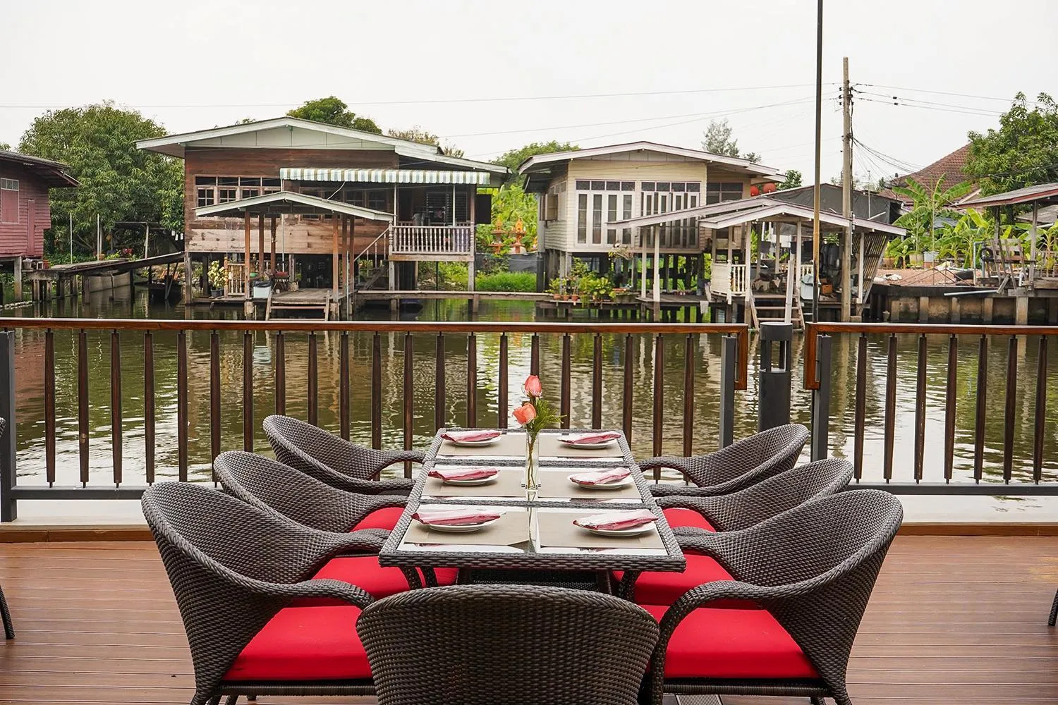 Restaurant/places to eat in W1Bangkoknoi Hotel