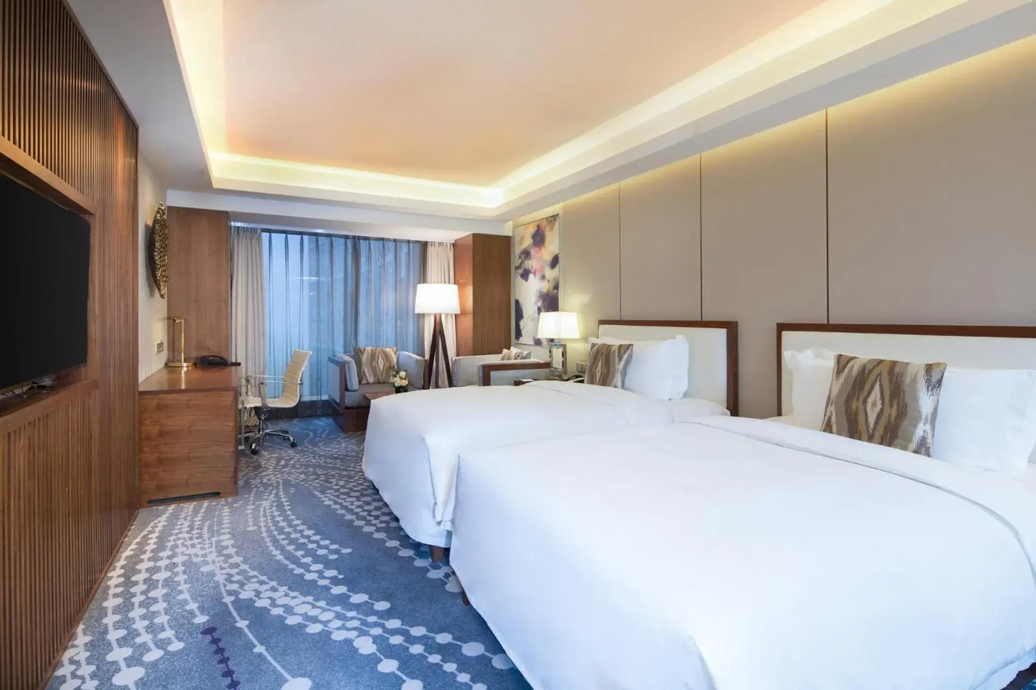 Classic Twin Room with Lounge Access in Intercontinental Jinan City Center by IHG Classic Twin Room with Lounge Access in Intercontinental Jinan City Center by IHG