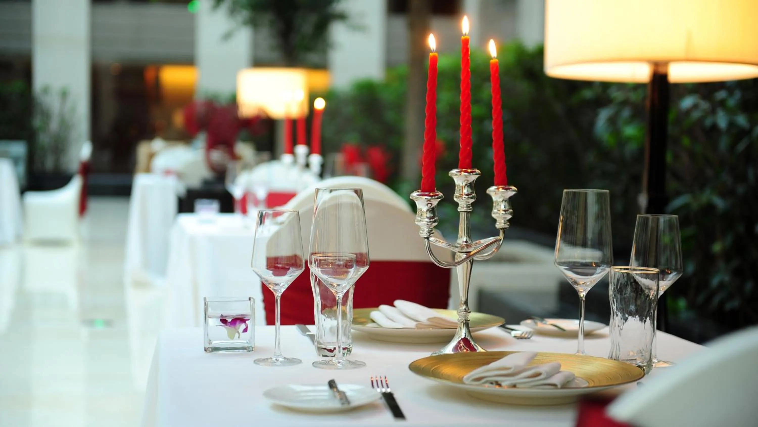 Restaurant/places to eat in Intercontinental Jinan City Center by IHG