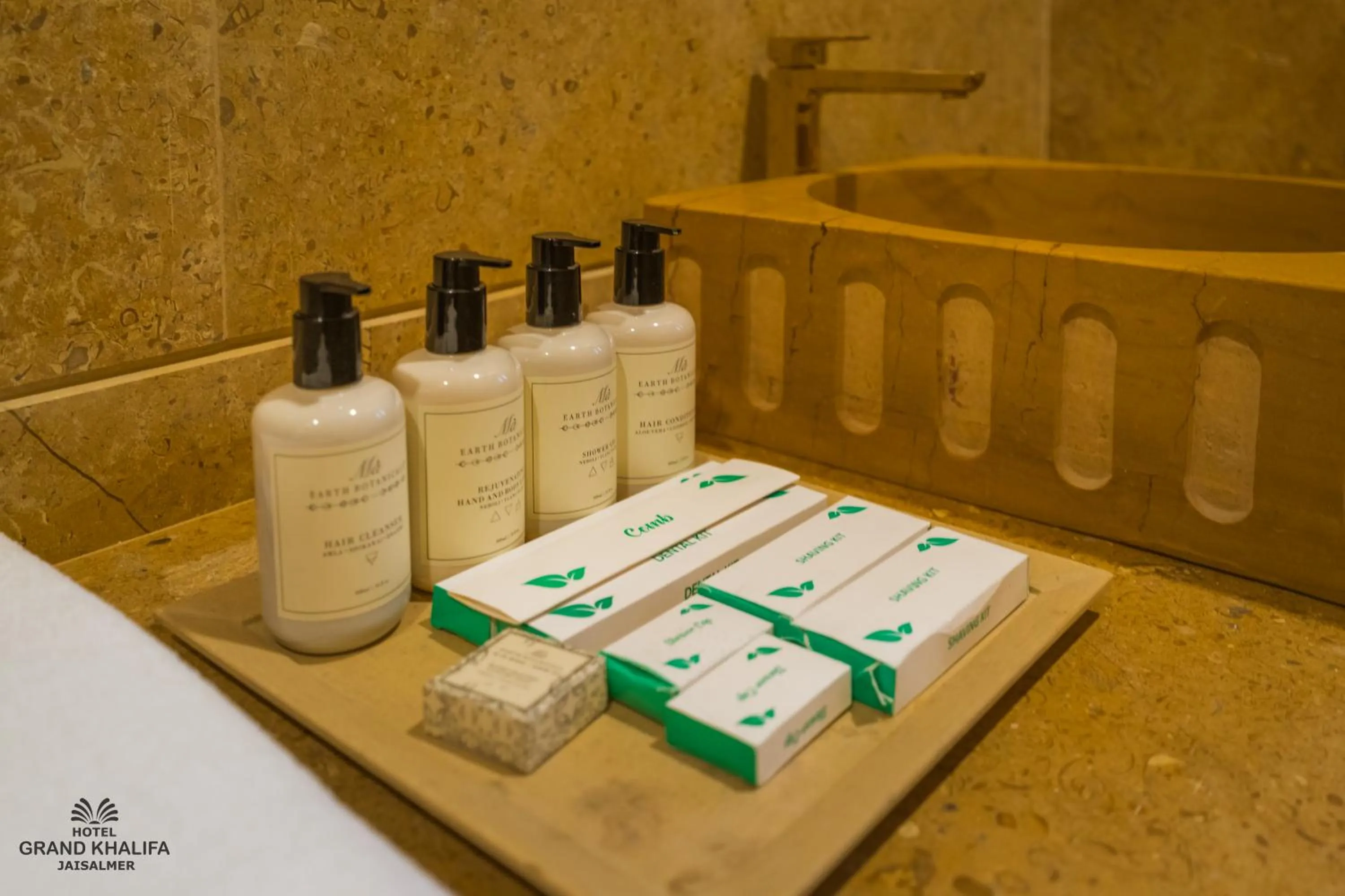 Bathroom in Hotel Grand Khalifa