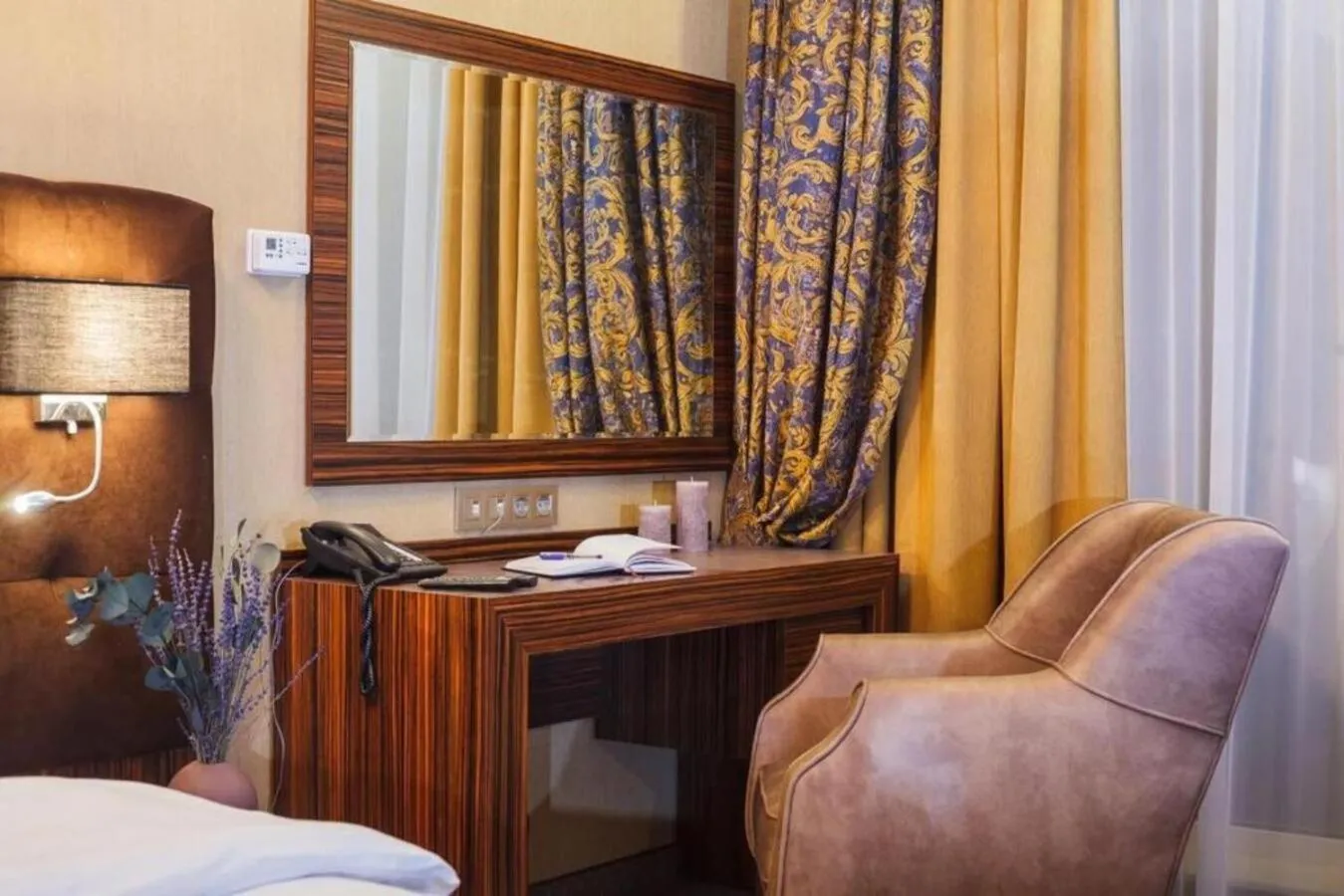 hair dresser, Bed in Time Hotel&SPA