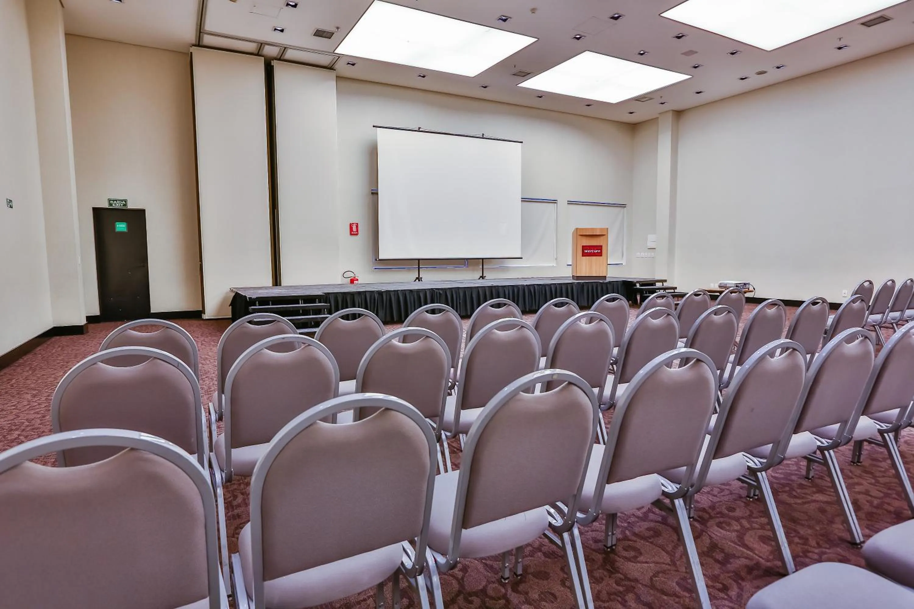 Meeting/conference room in Oft Alfre hotels - Goiânia