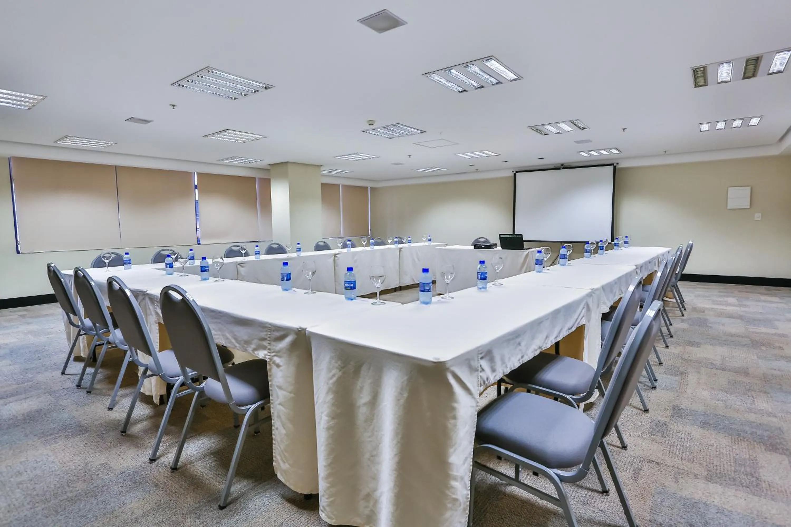Meeting/conference room in Oft Alfre hotels - Goiânia