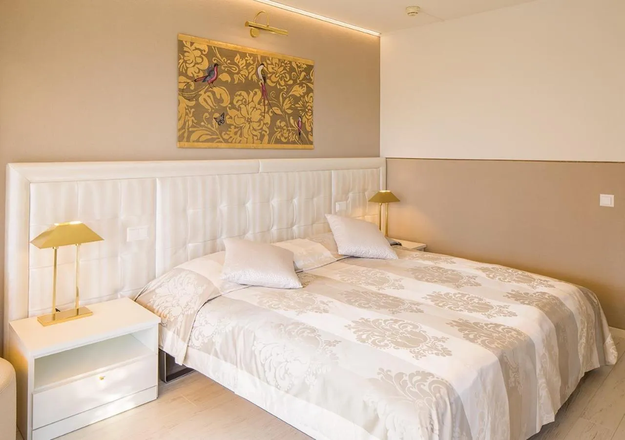 Bedroom, Bed in Hotel Ascona