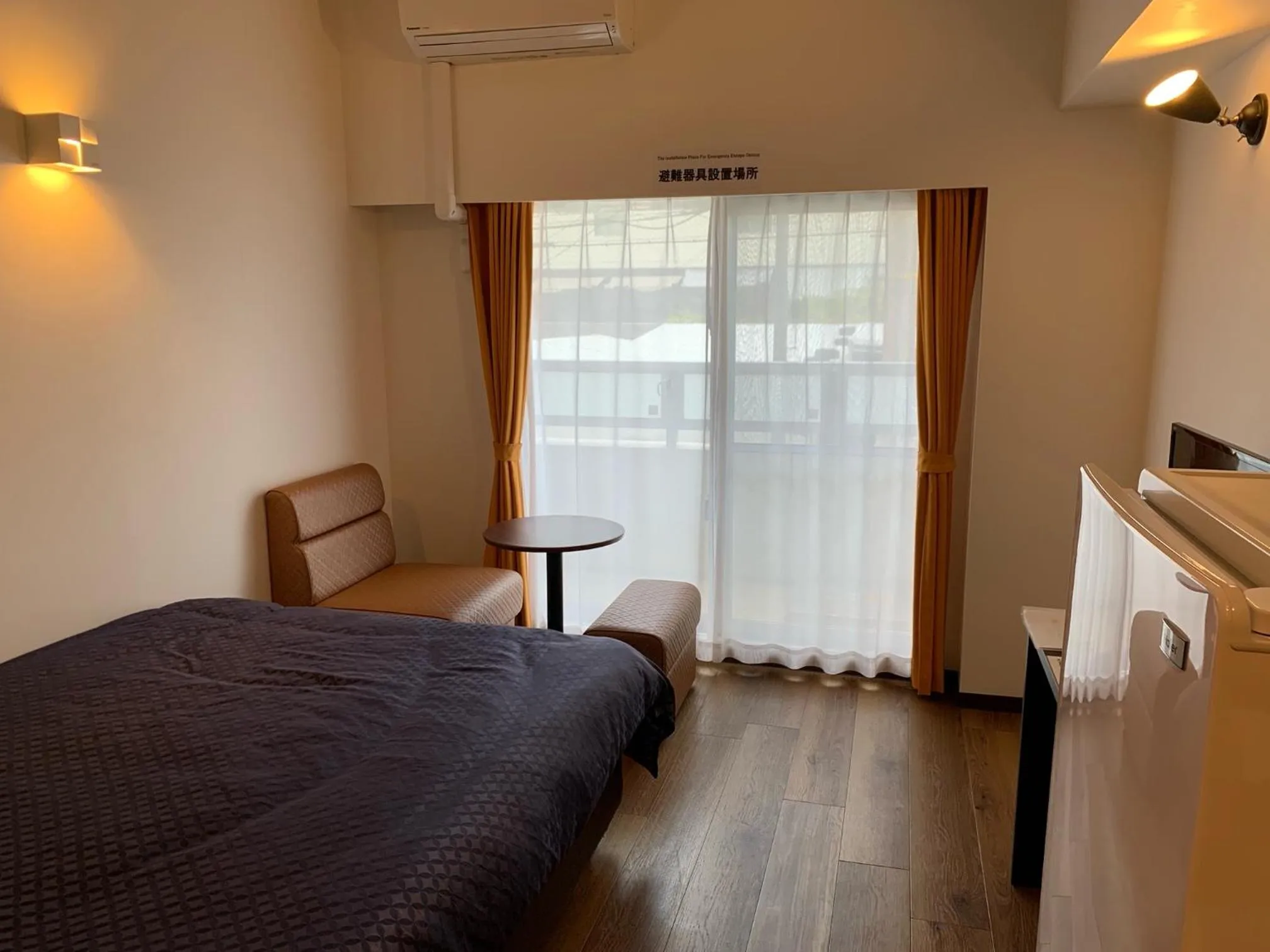 Photo of the whole room, Bed in Clean Hotels in Higashimachi