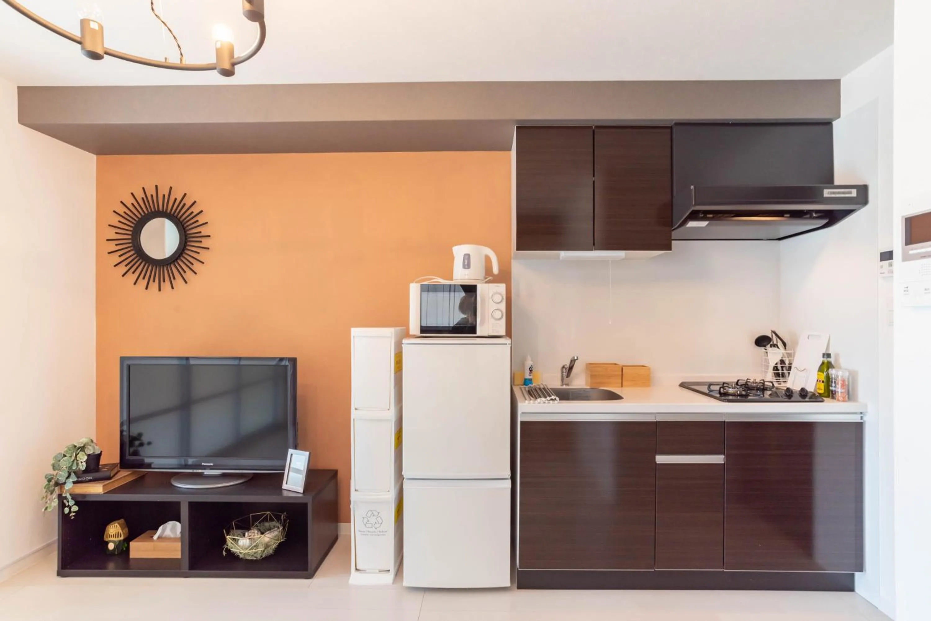 Kitchen or kitchenette in Bijou Suites Bloom