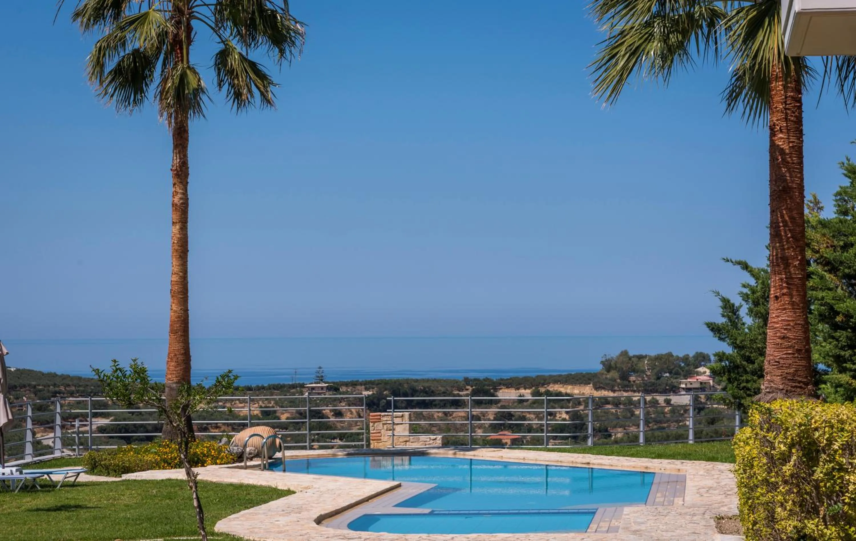 Swimming pool in Athina Luxury Villas