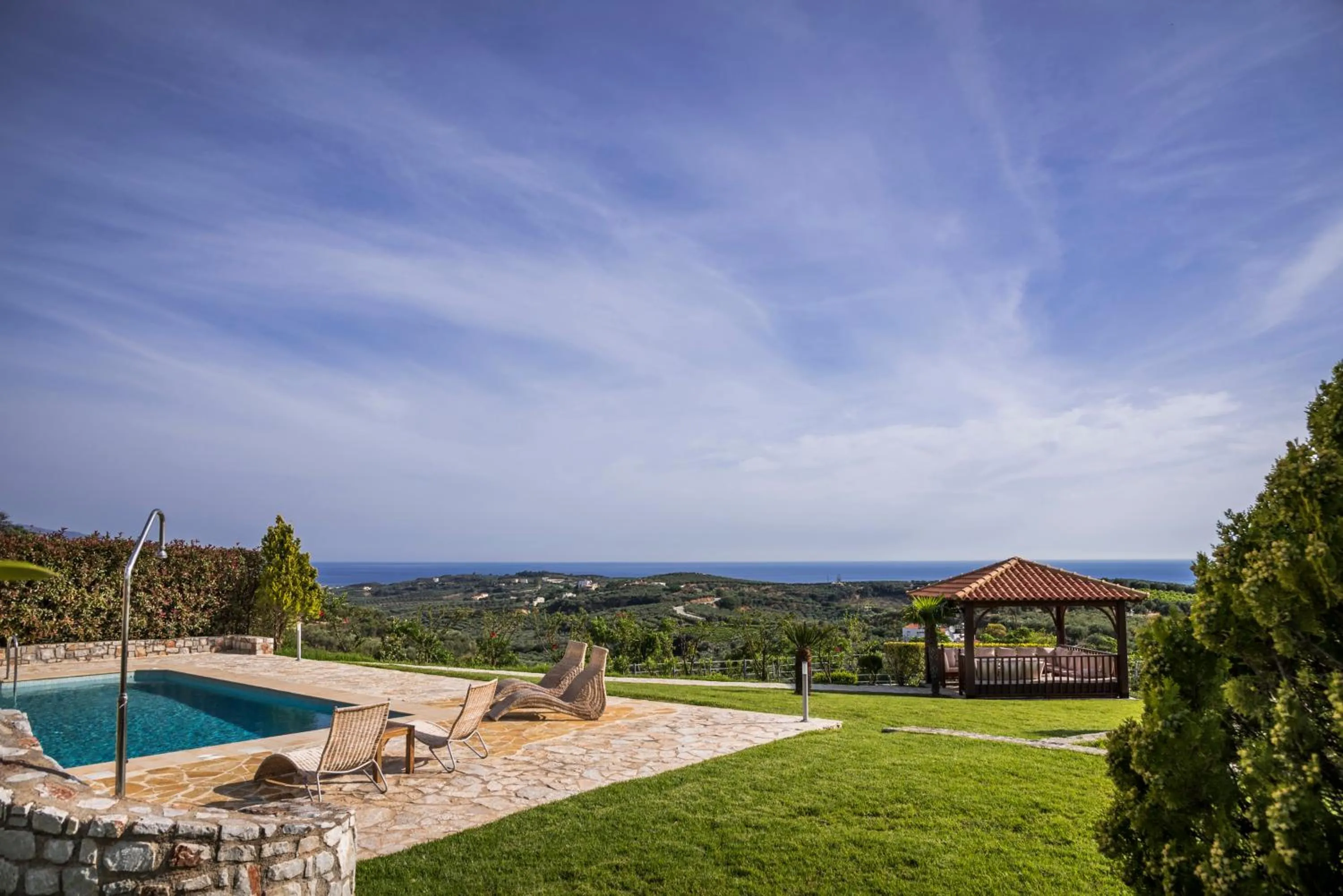 Garden in Athina Luxury Villas