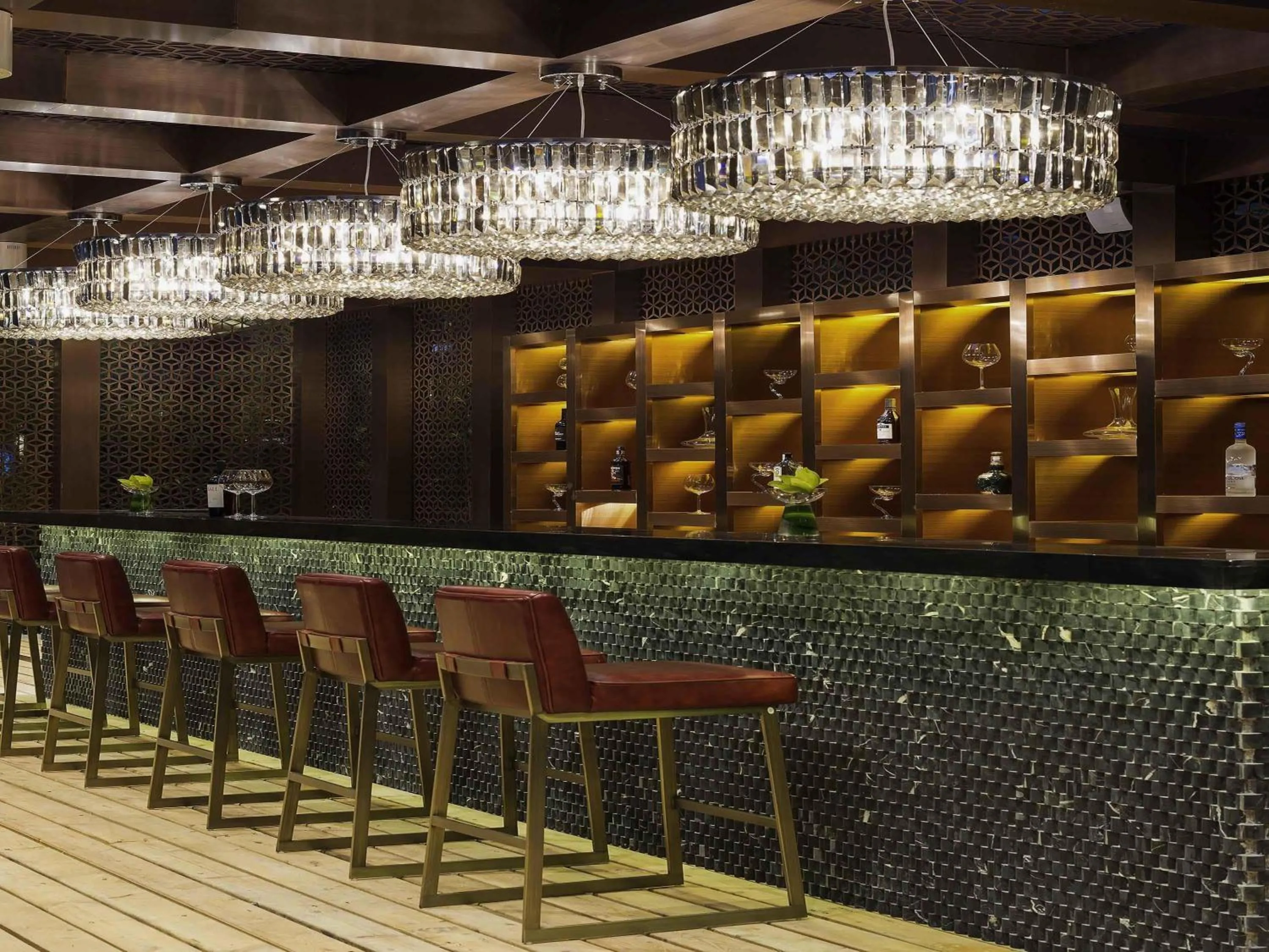 Lounge or bar in Pullman Guangzhou Baiyun Airport - Free Shuttle Bus & Official Registration Agency during Canton Fair