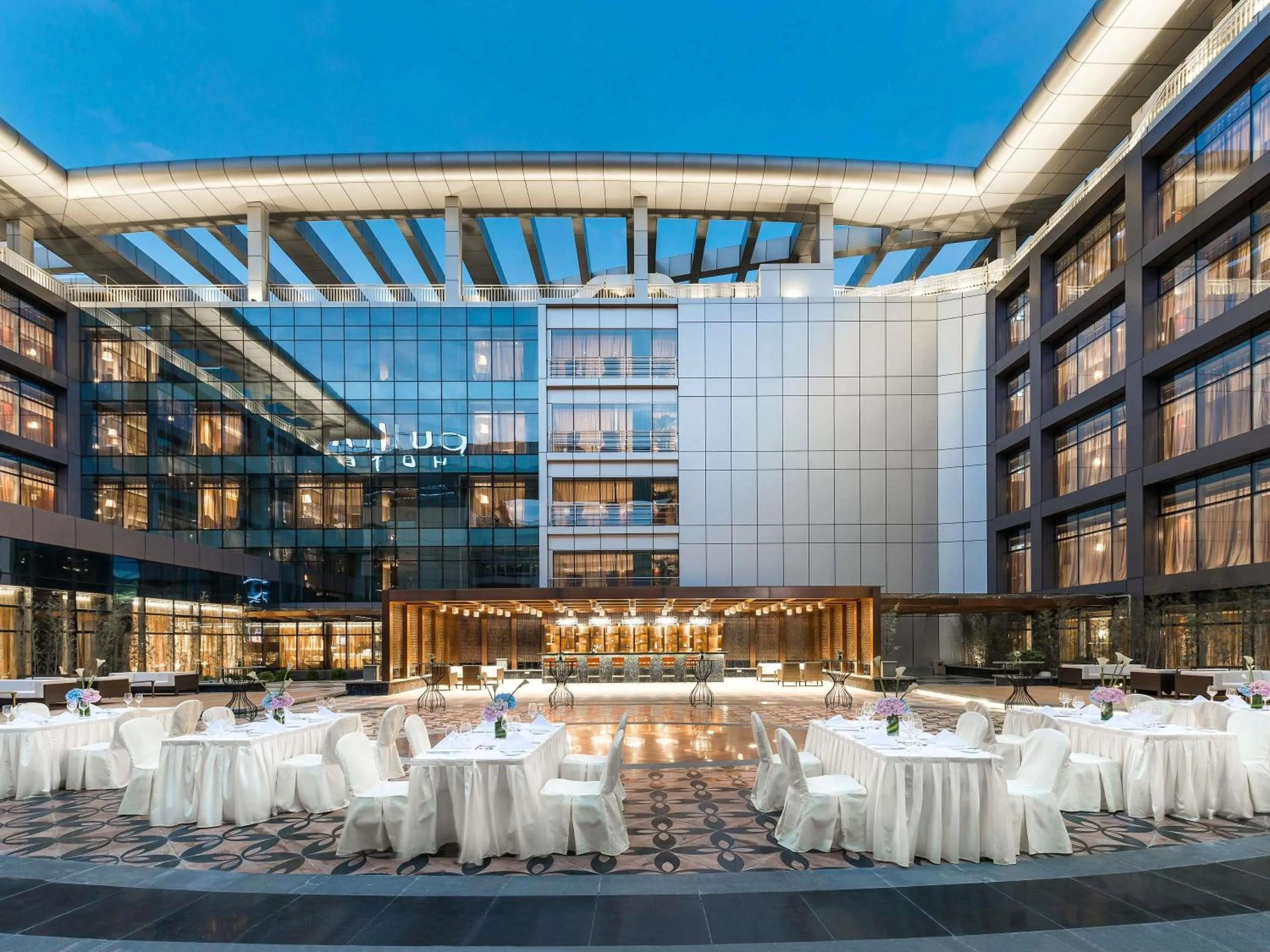 Meeting/conference room in Pullman Guangzhou Baiyun Airport - Free Shuttle Bus & Official Registration Agency during Canton Fair