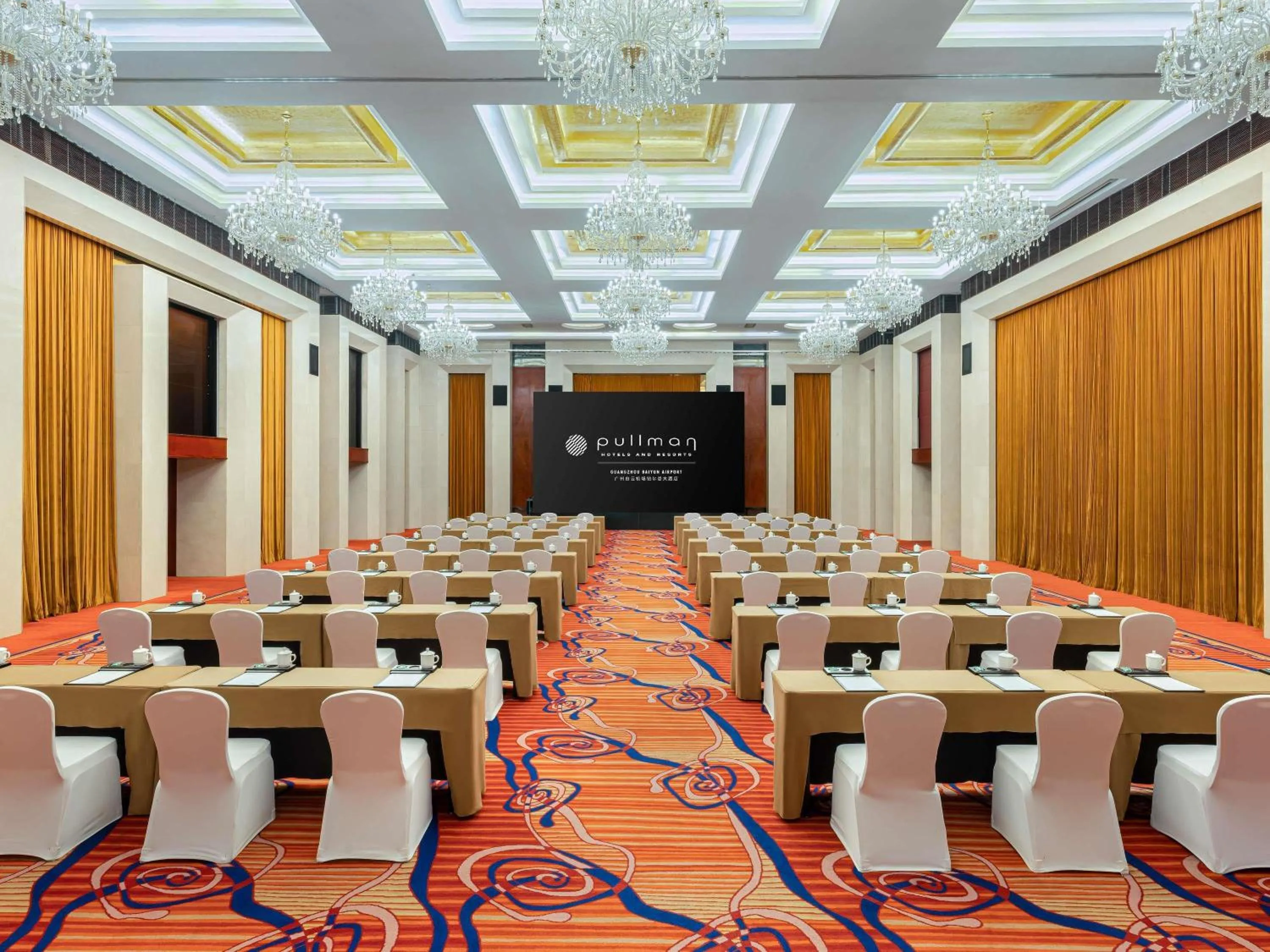 Meeting/conference room in Pullman Guangzhou Baiyun Airport - Free Shuttle Bus & Official Registration Agency during Canton Fair