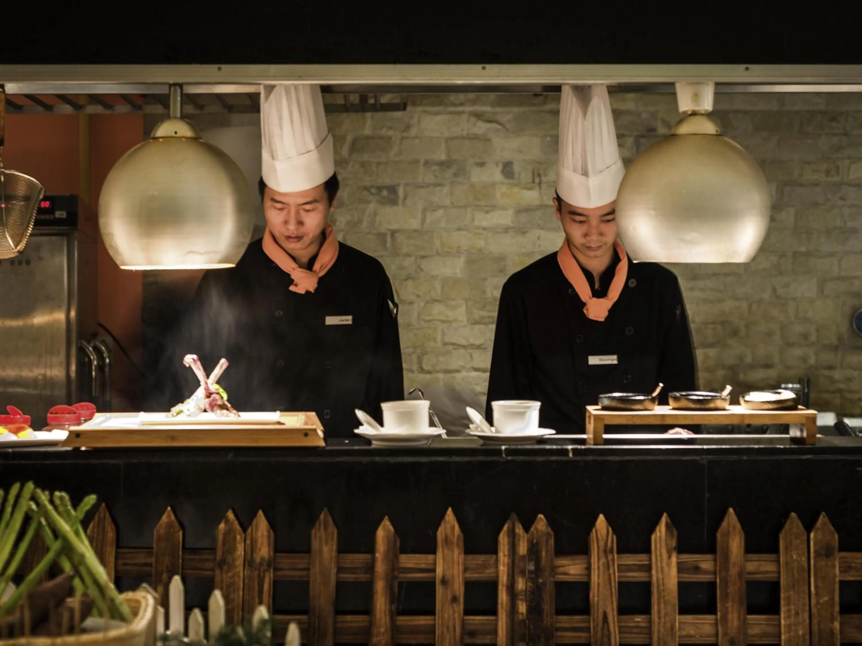 Restaurant/places to eat in Pullman Guangzhou Baiyun Airport - Free Shuttle Bus & Official Registration Agency during Canton Fair