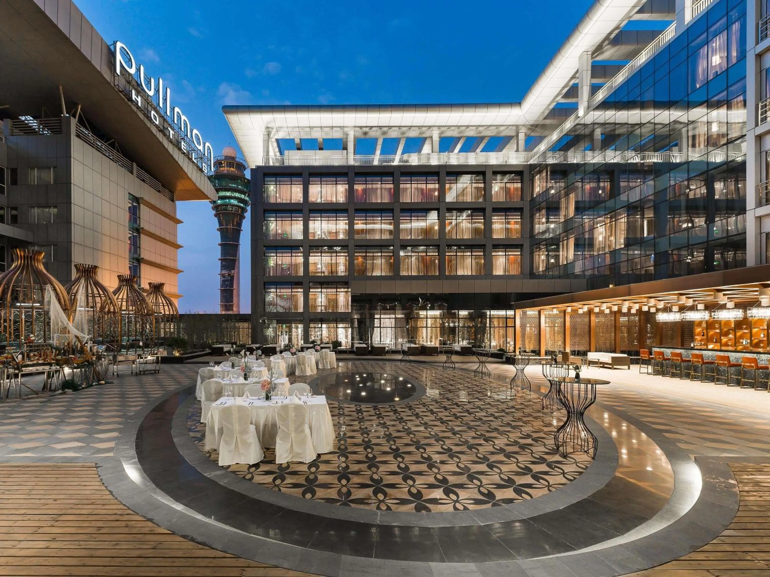 Meeting/conference room in Pullman Guangzhou Baiyun Airport - Free Shuttle Bus & Official Registration Agency during Canton Fair