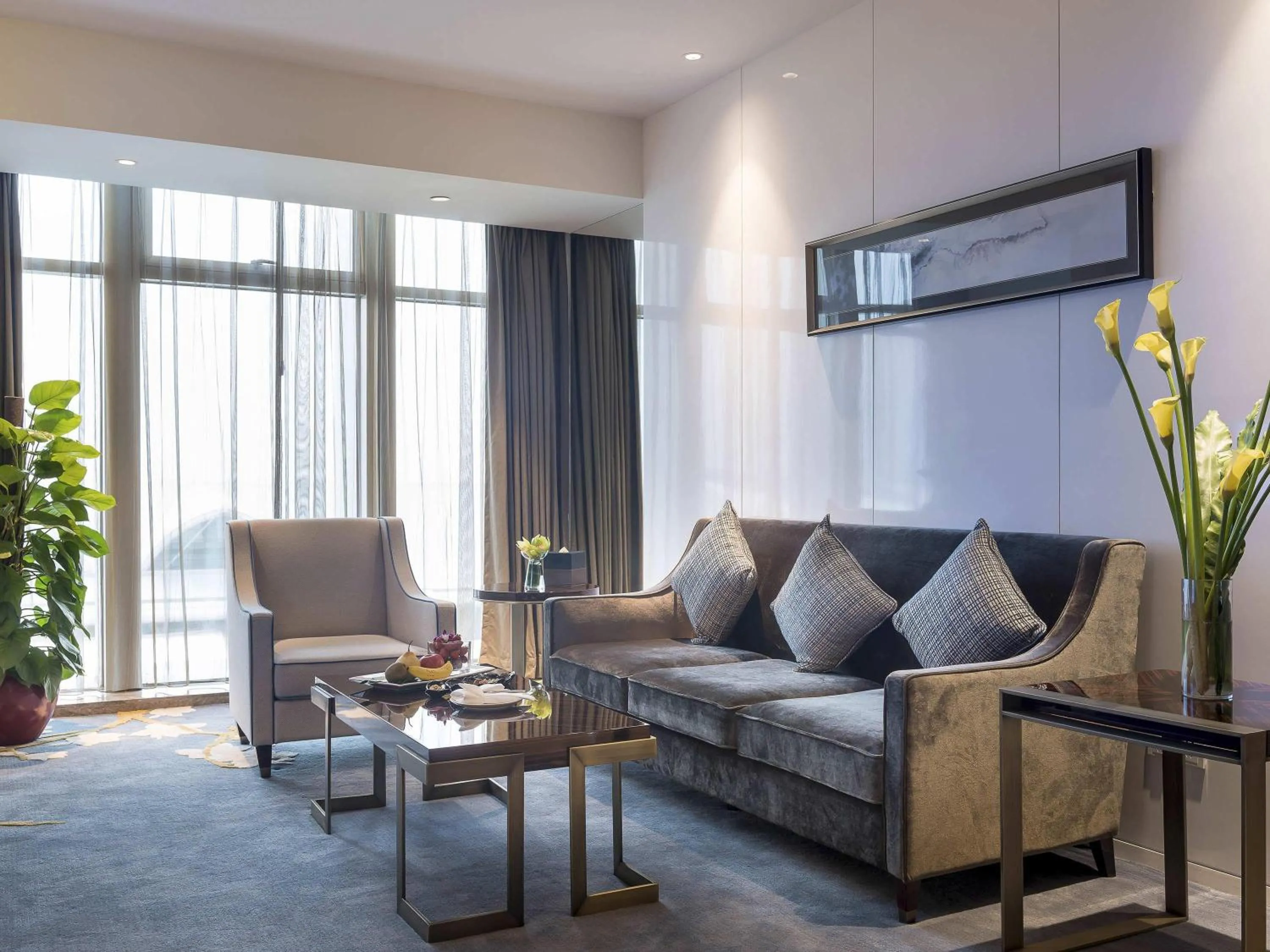 Bedroom in Pullman Guangzhou Baiyun Airport - Free Shuttle Bus & Official Registration Agency during Canton Fair