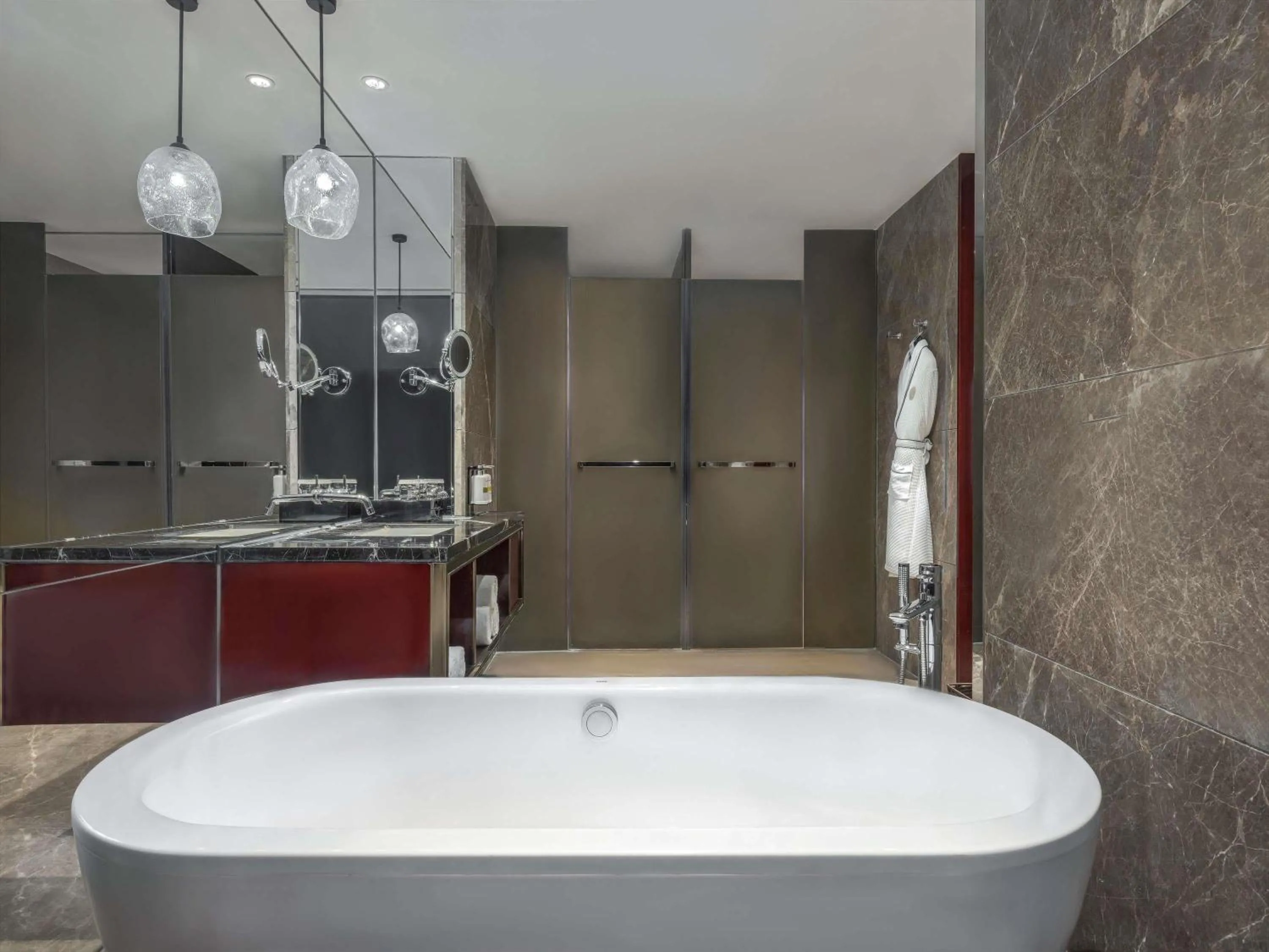 Bedroom in Pullman Guangzhou Baiyun Airport - Free Shuttle Bus & Official Registration Agency during Canton Fair