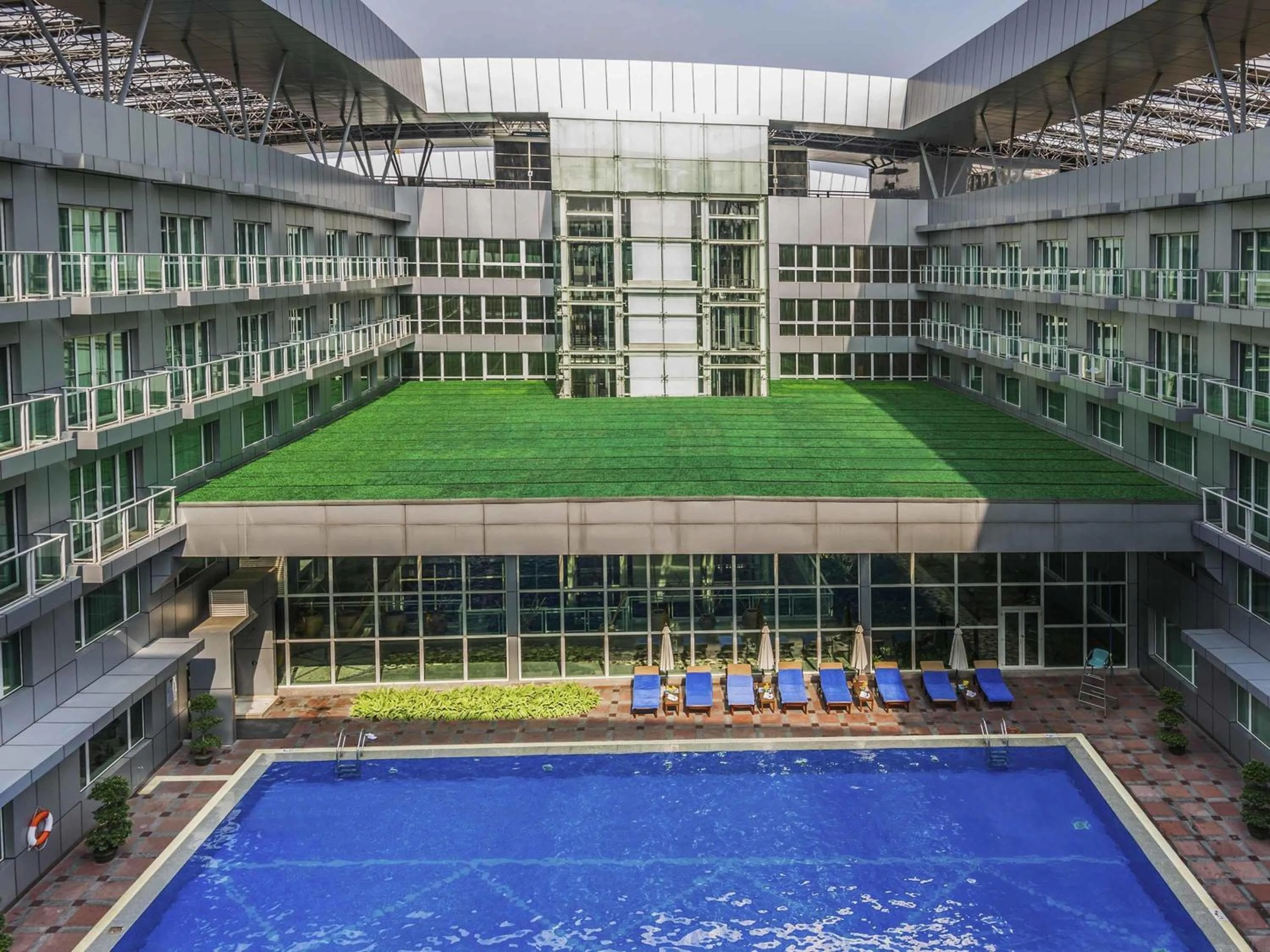 Pool view in Pullman Guangzhou Baiyun Airport - Free Shuttle Bus & Official Registration Agency during Canton Fair