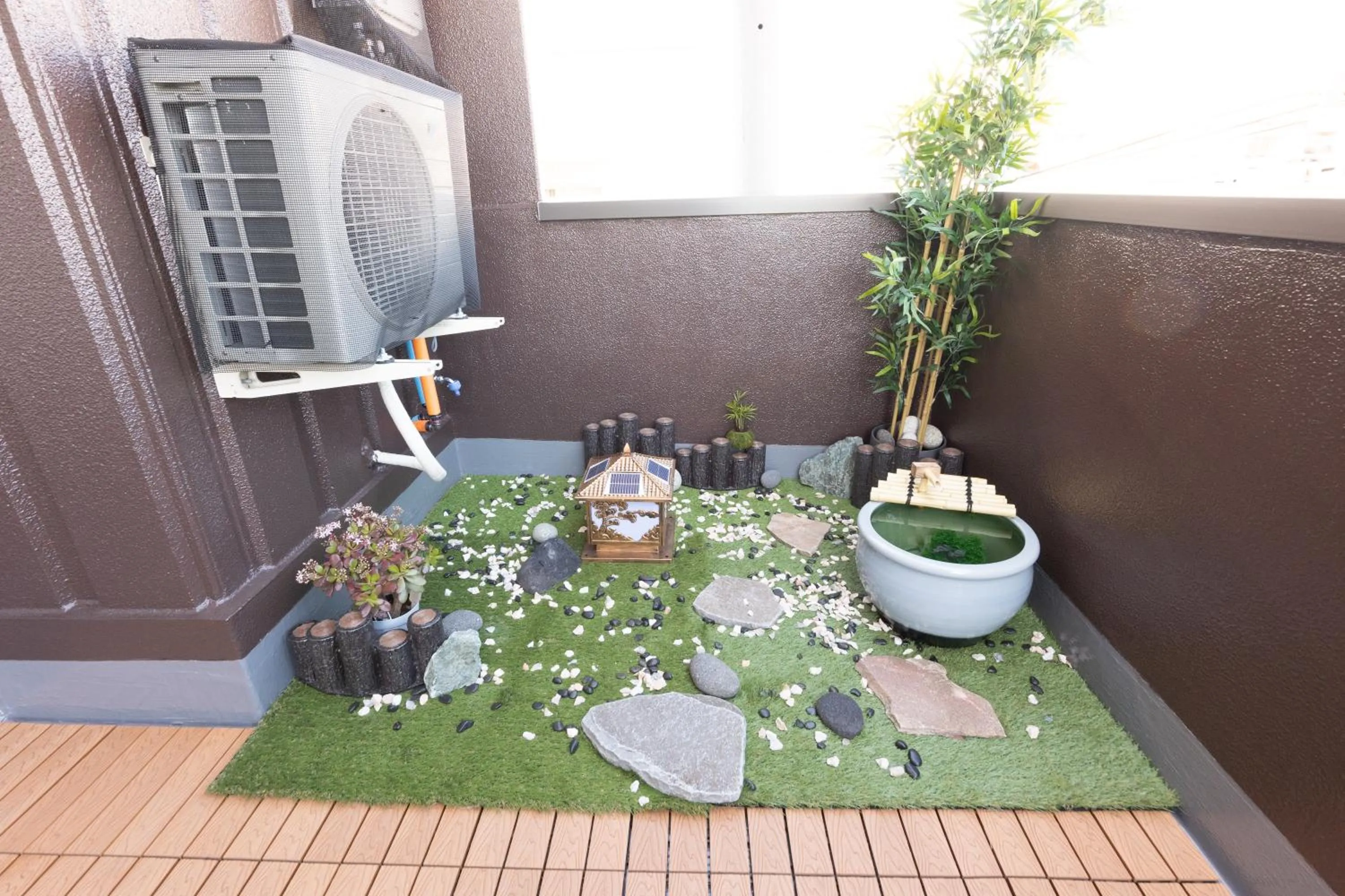 Day in 灯光旅館 Light hotel