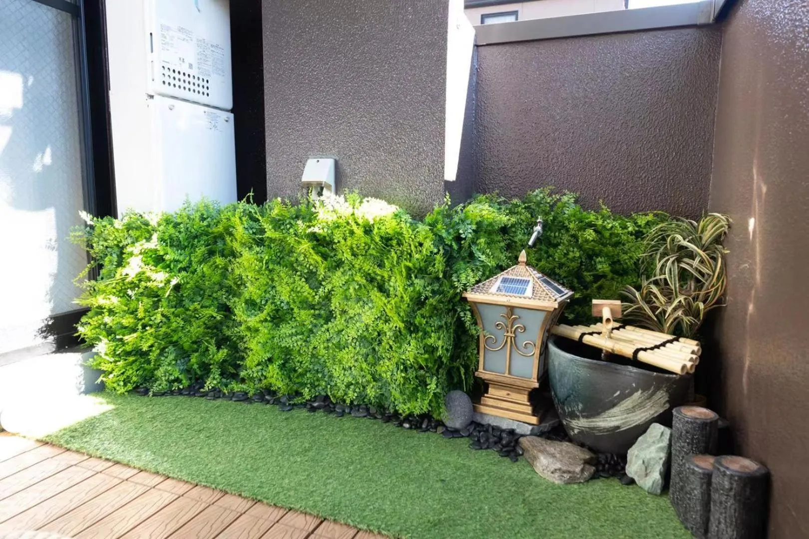 Spring in 灯光旅館 Light hotel