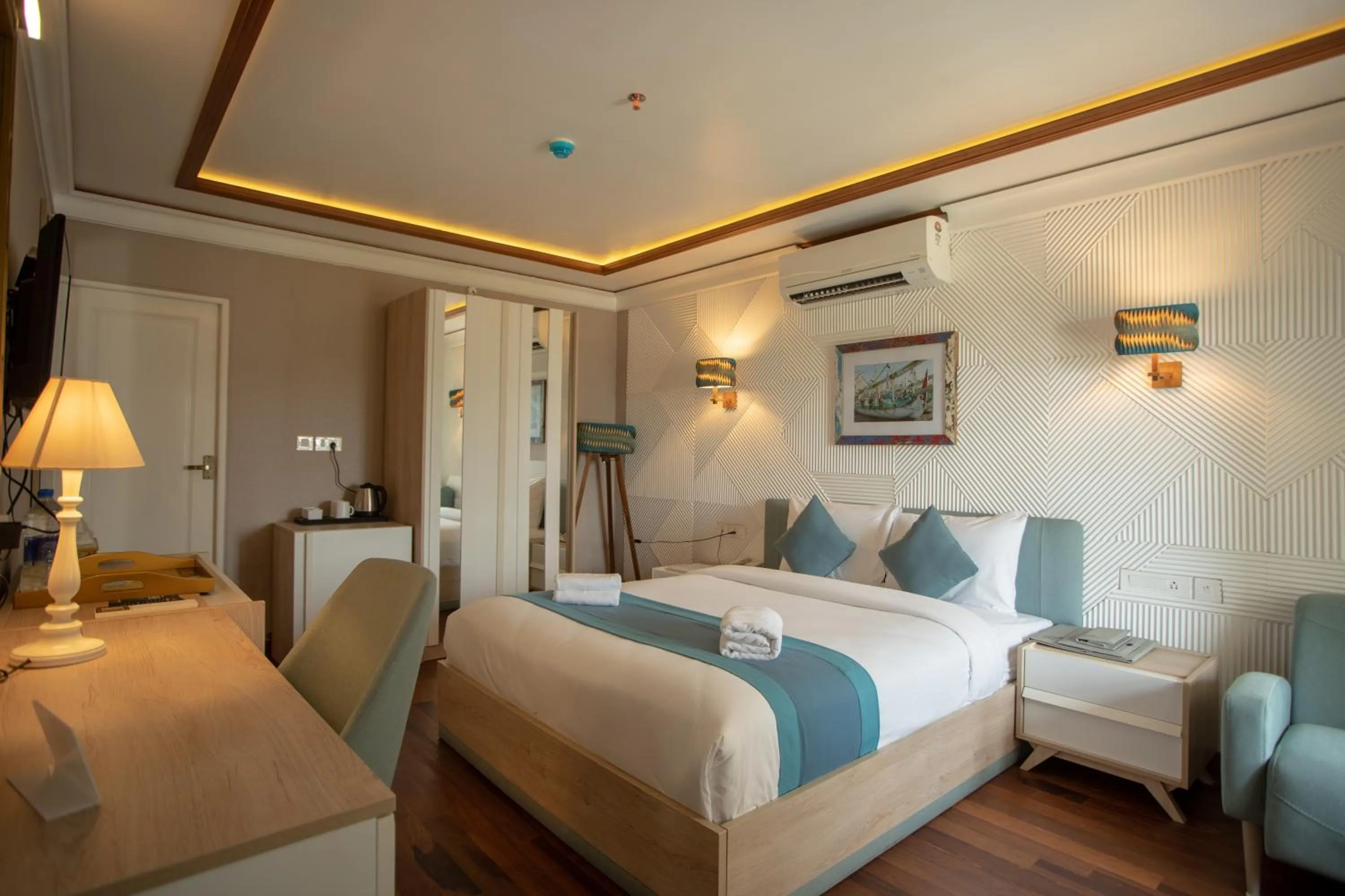 Photo of the whole room, Bed in State Beach Resort And Spa