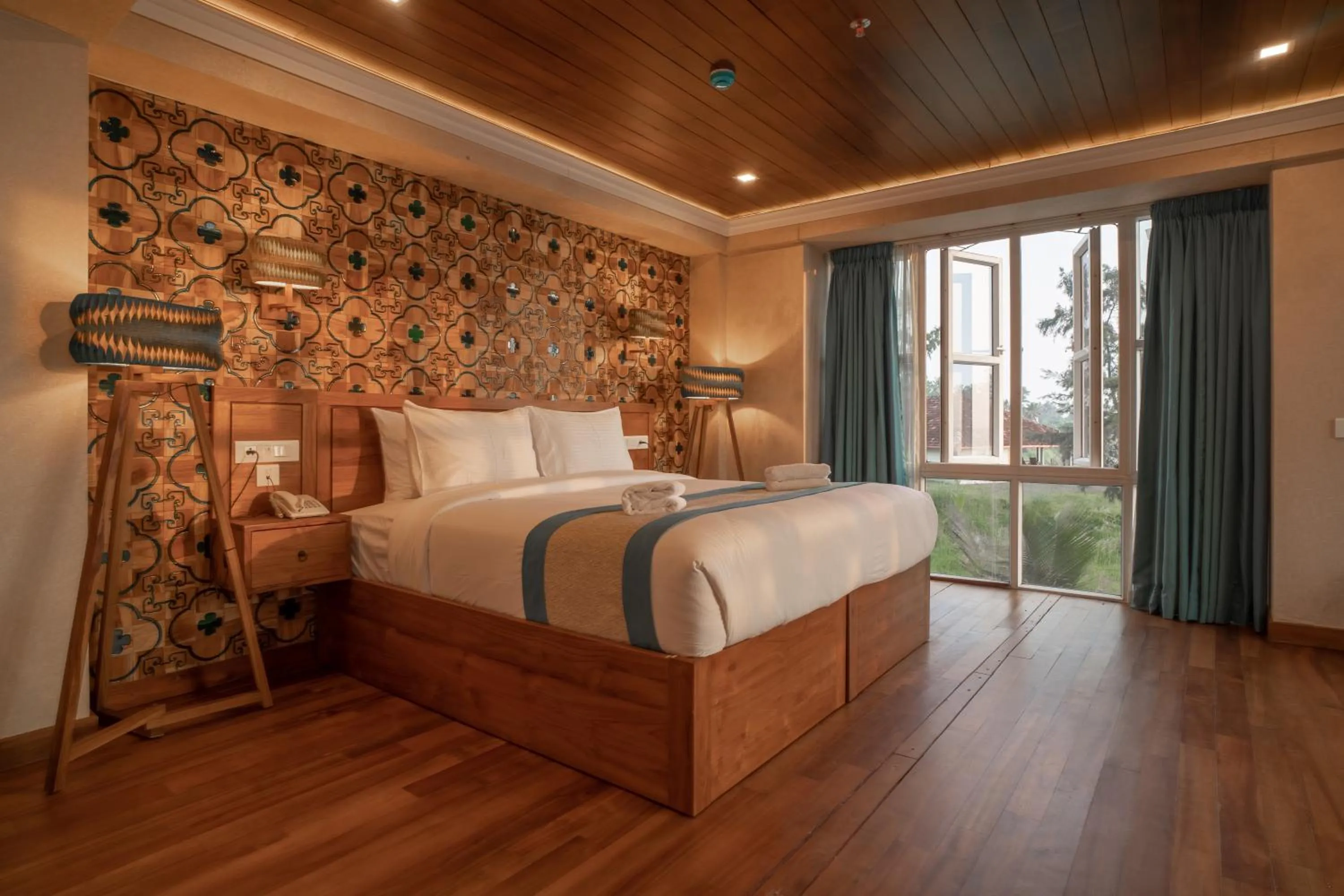 Bed in State Beach Resort And Spa