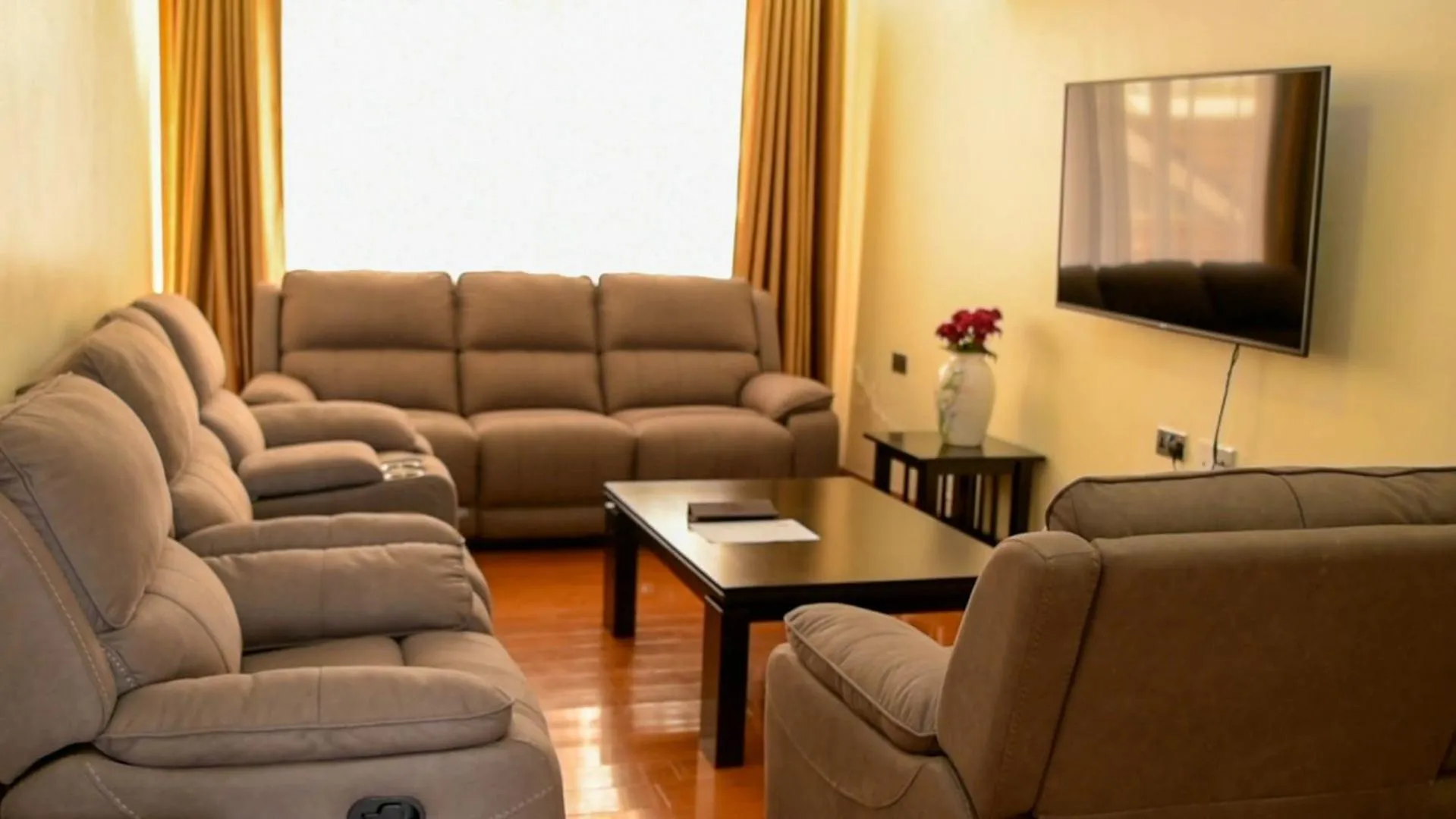 TV and multimedia in Esiankiki Resort & Spa - Nanyuki