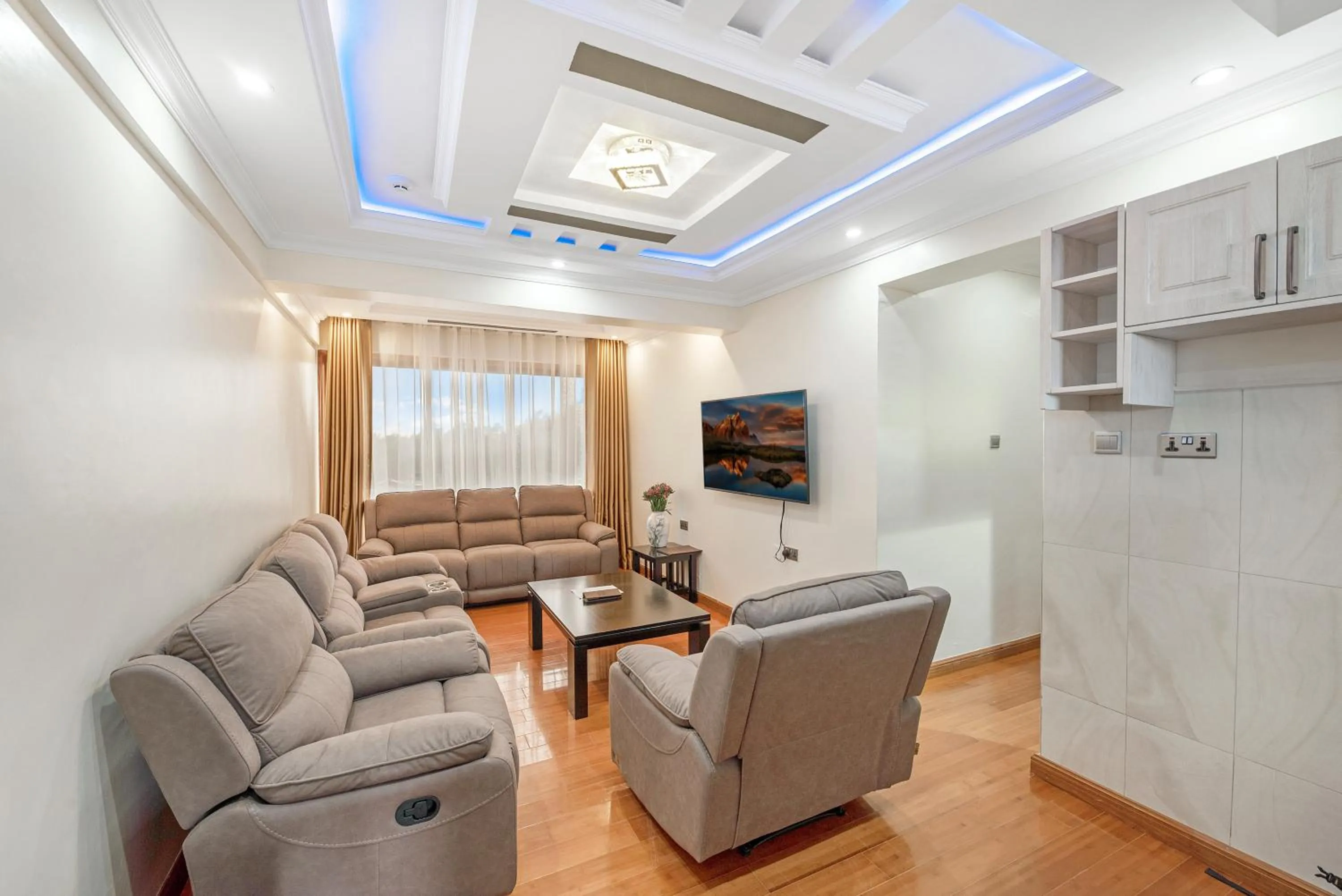 TV and multimedia in Esiankiki Resort & Spa - Nanyuki