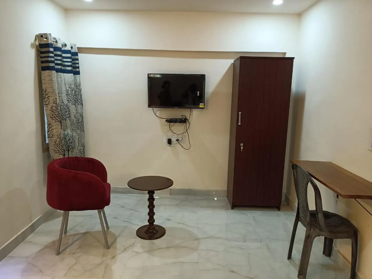 Bedroom in Hotel HCB (Hemo Chandra Bhawan)