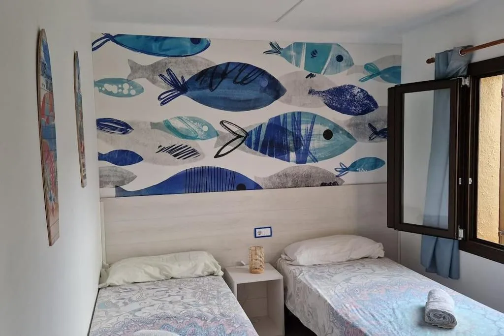 Bedroom, Bed in Palmeres