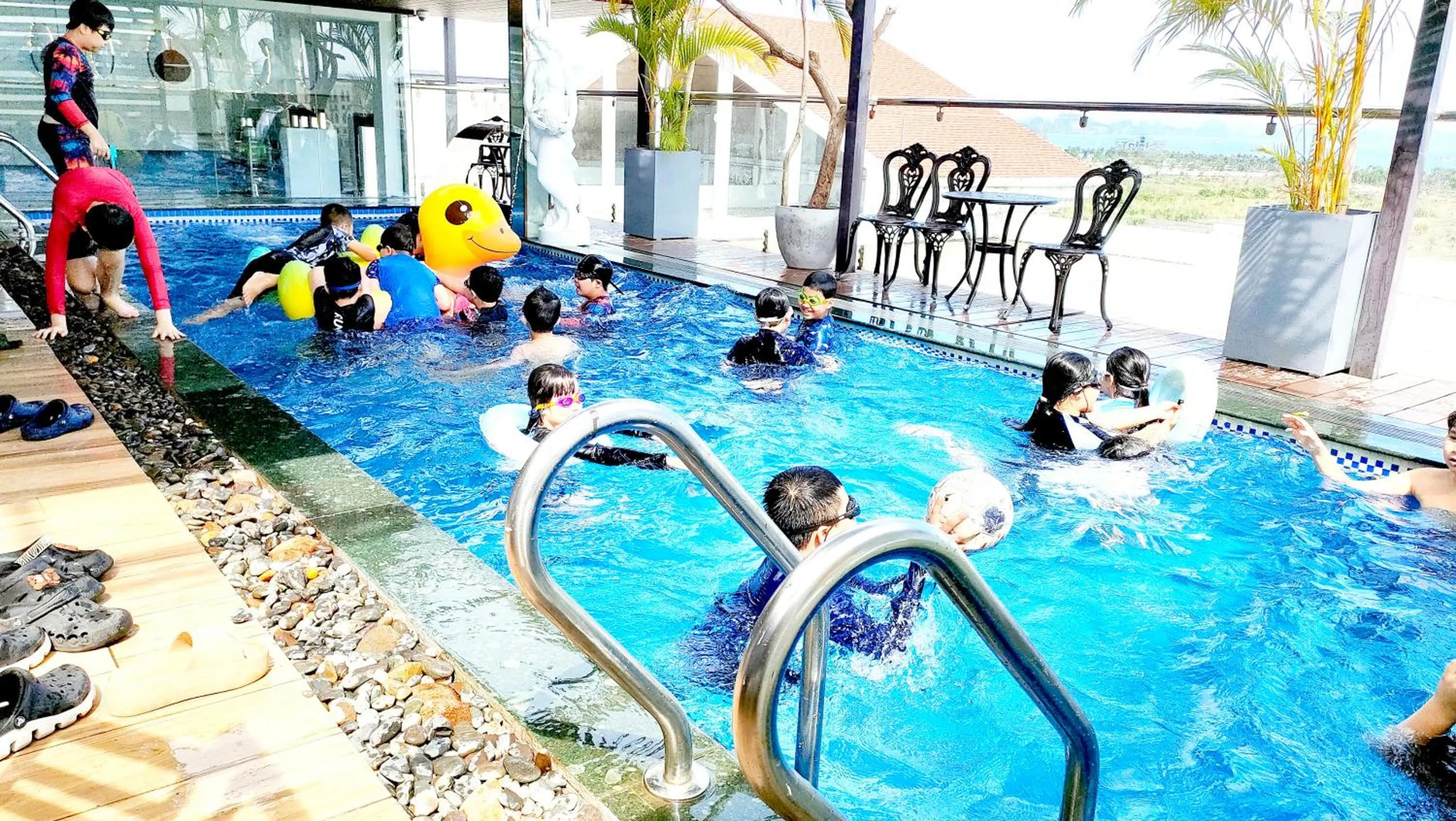 Swimming pool in Halong Lavender Hotel