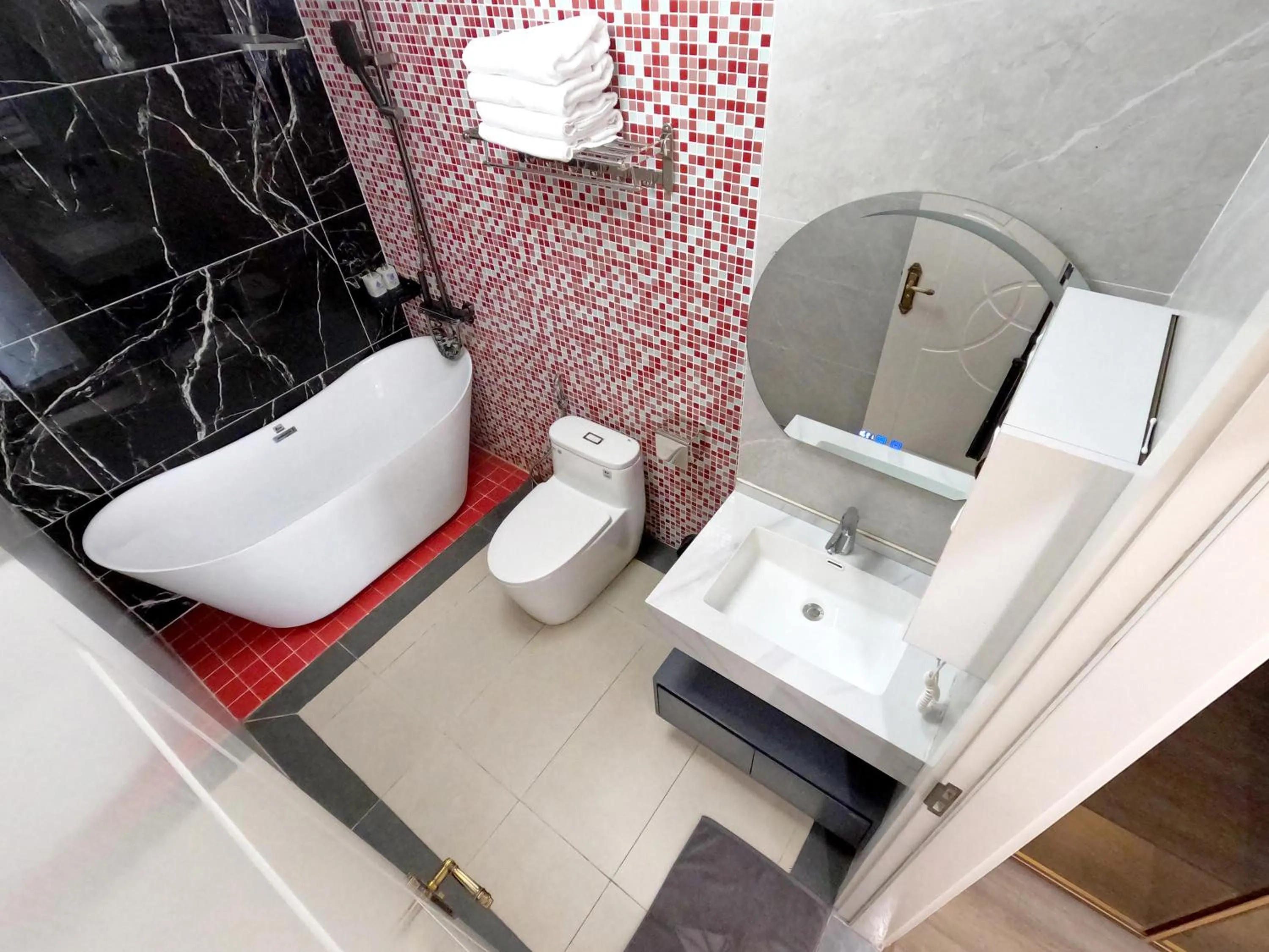 Bathroom in Halong Lavender Hotel